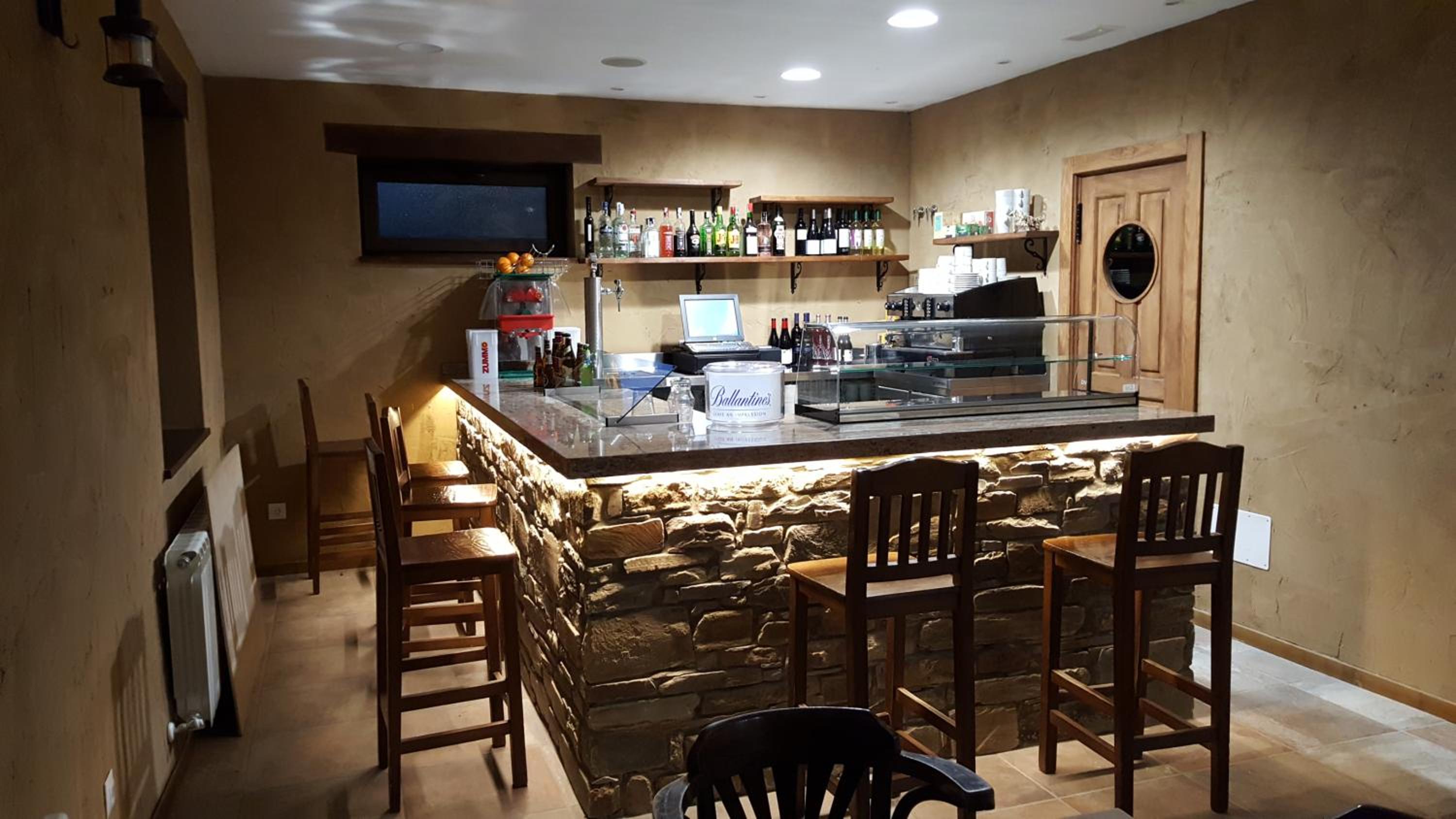 bar