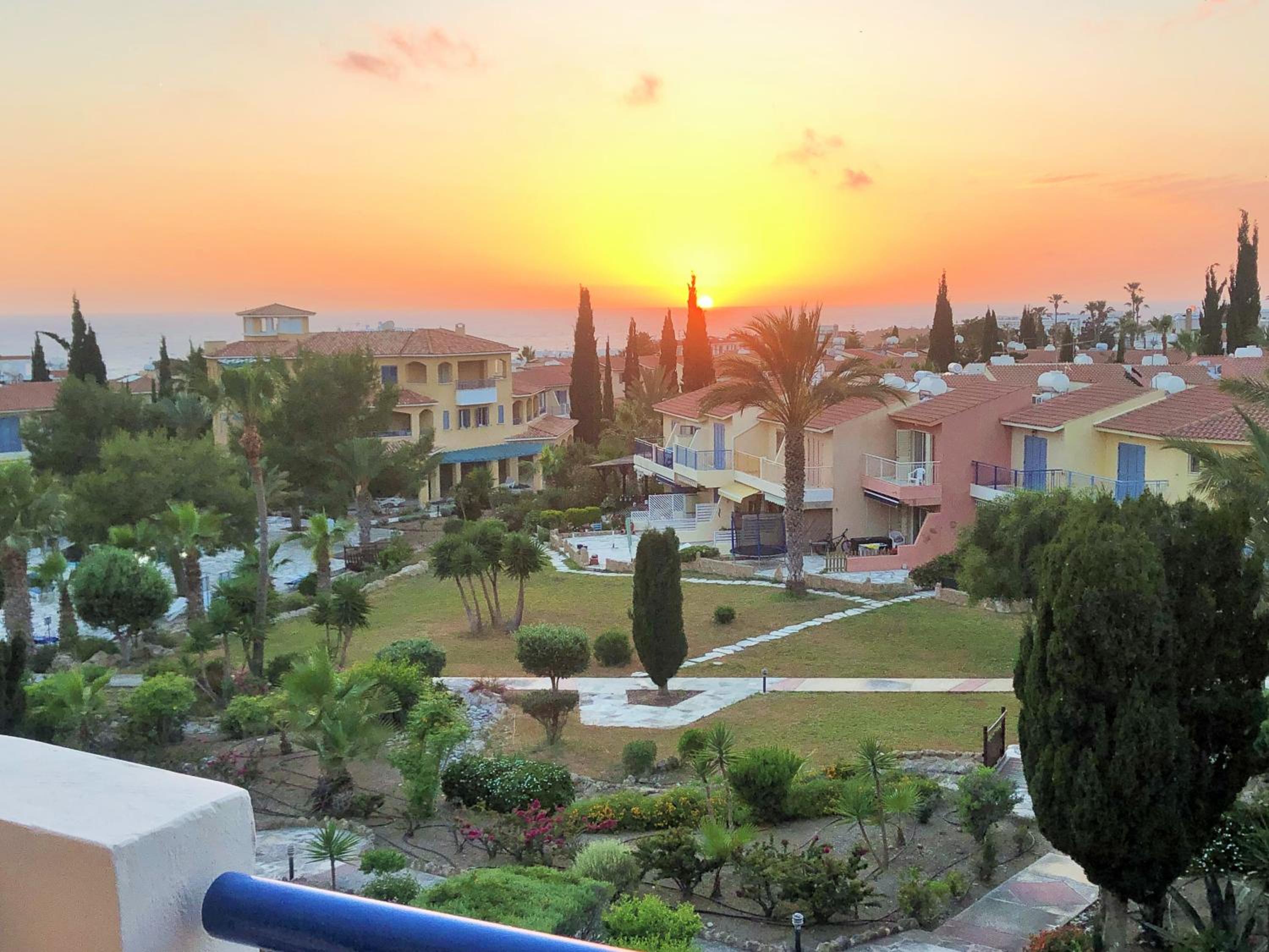 Regina Gardens, Phase 1 (Sea View)