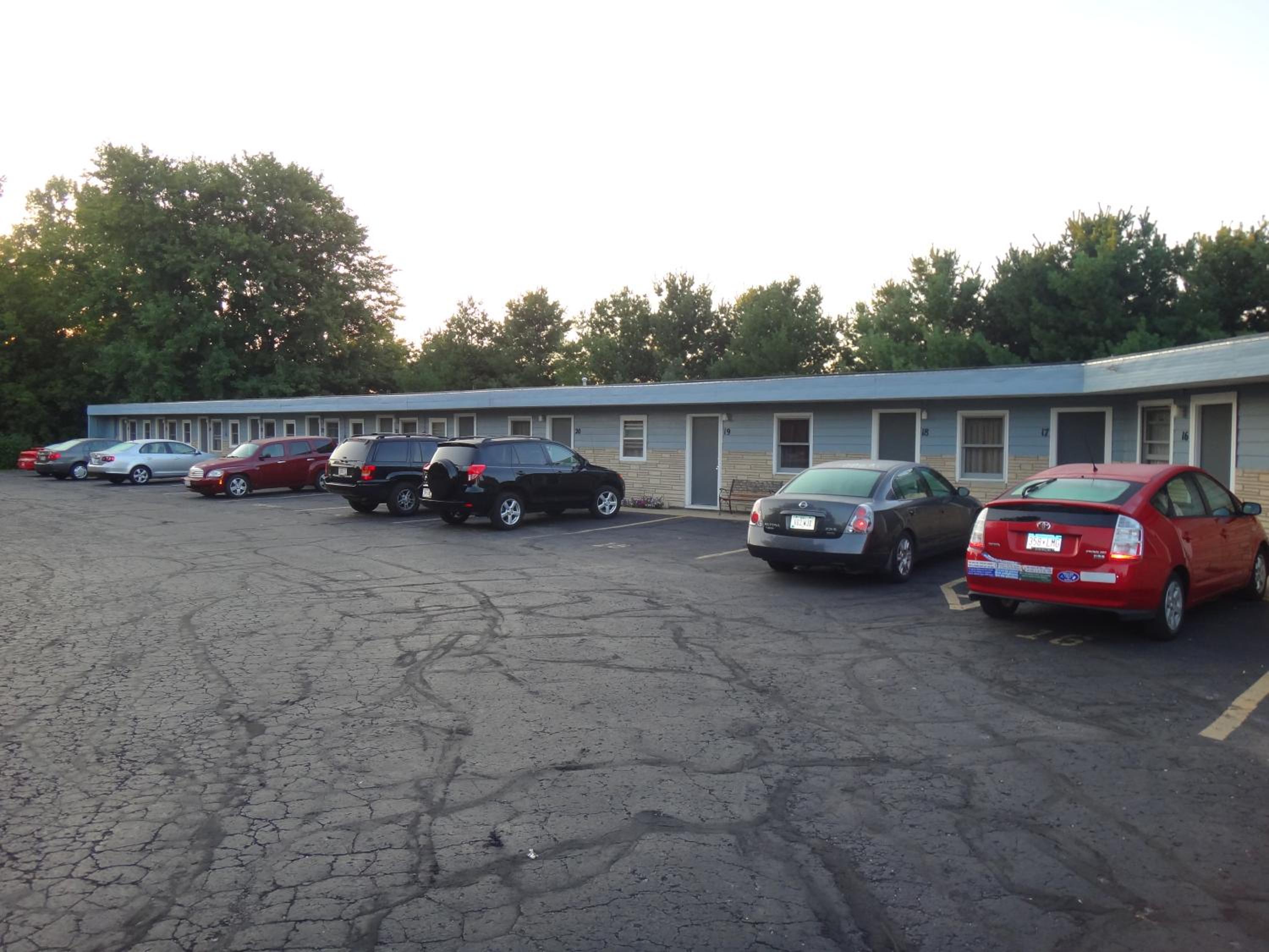 Pine Ridge Motel