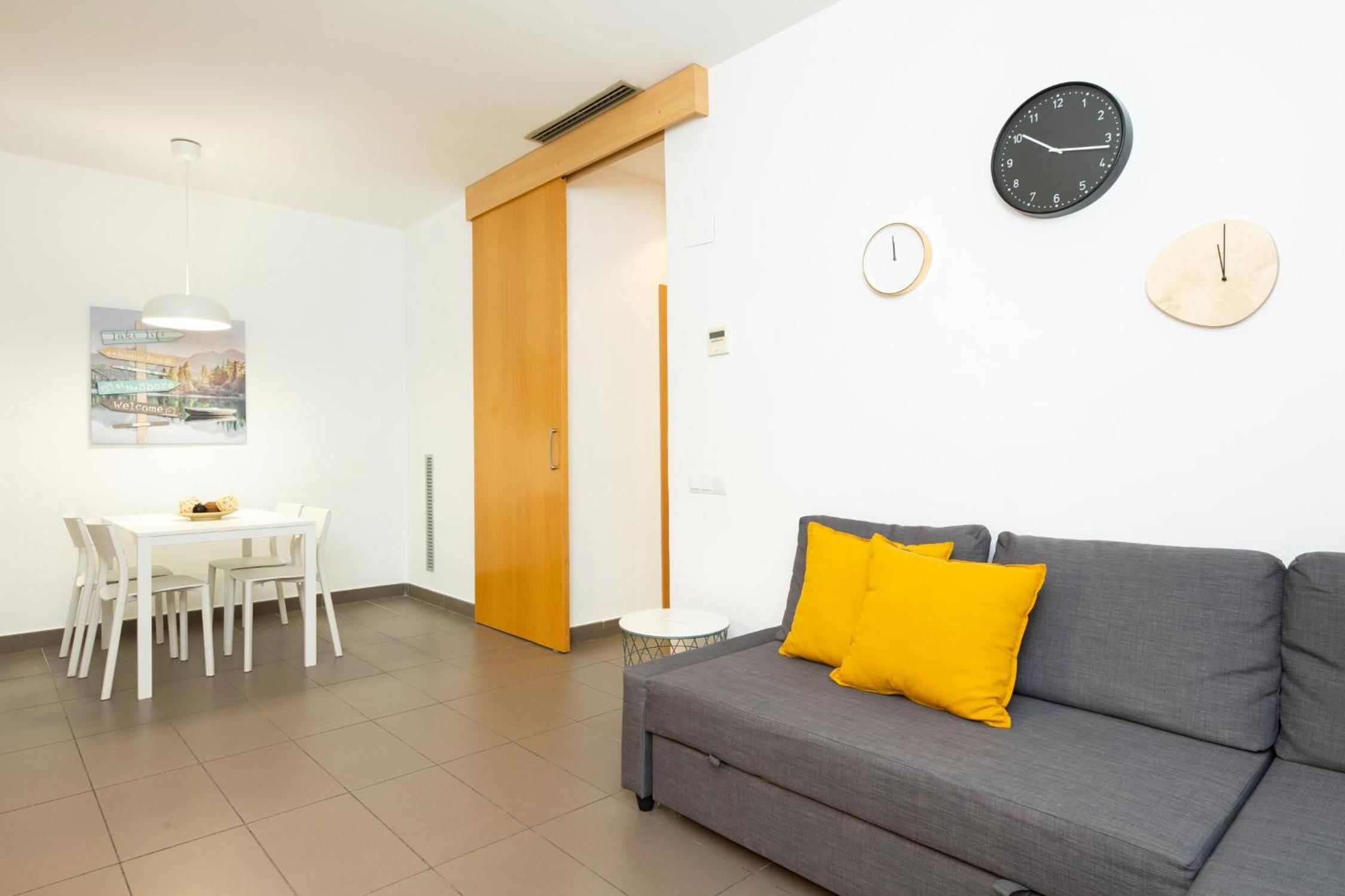 Apartamentos Cornellalux