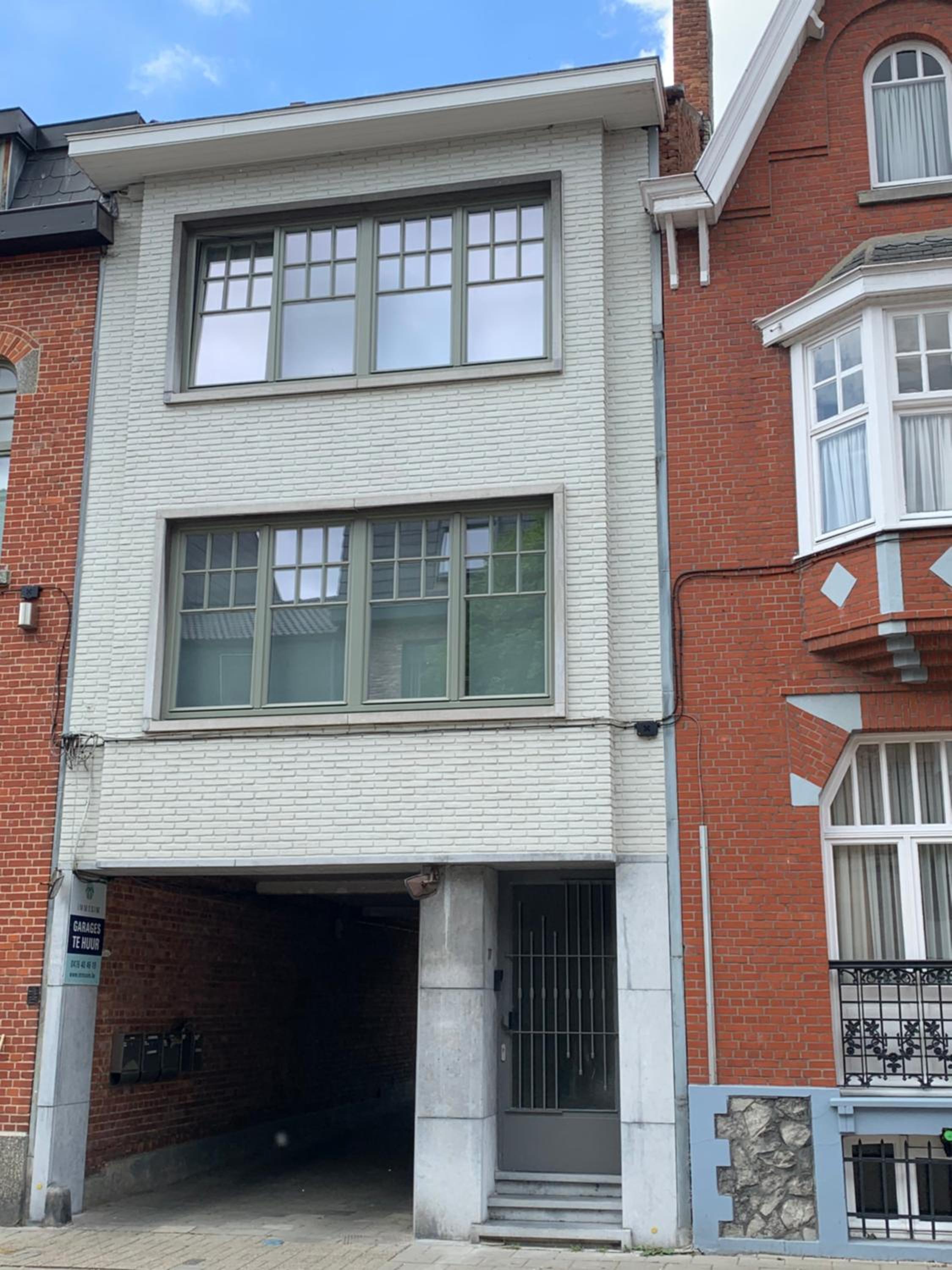 Hollandia City House