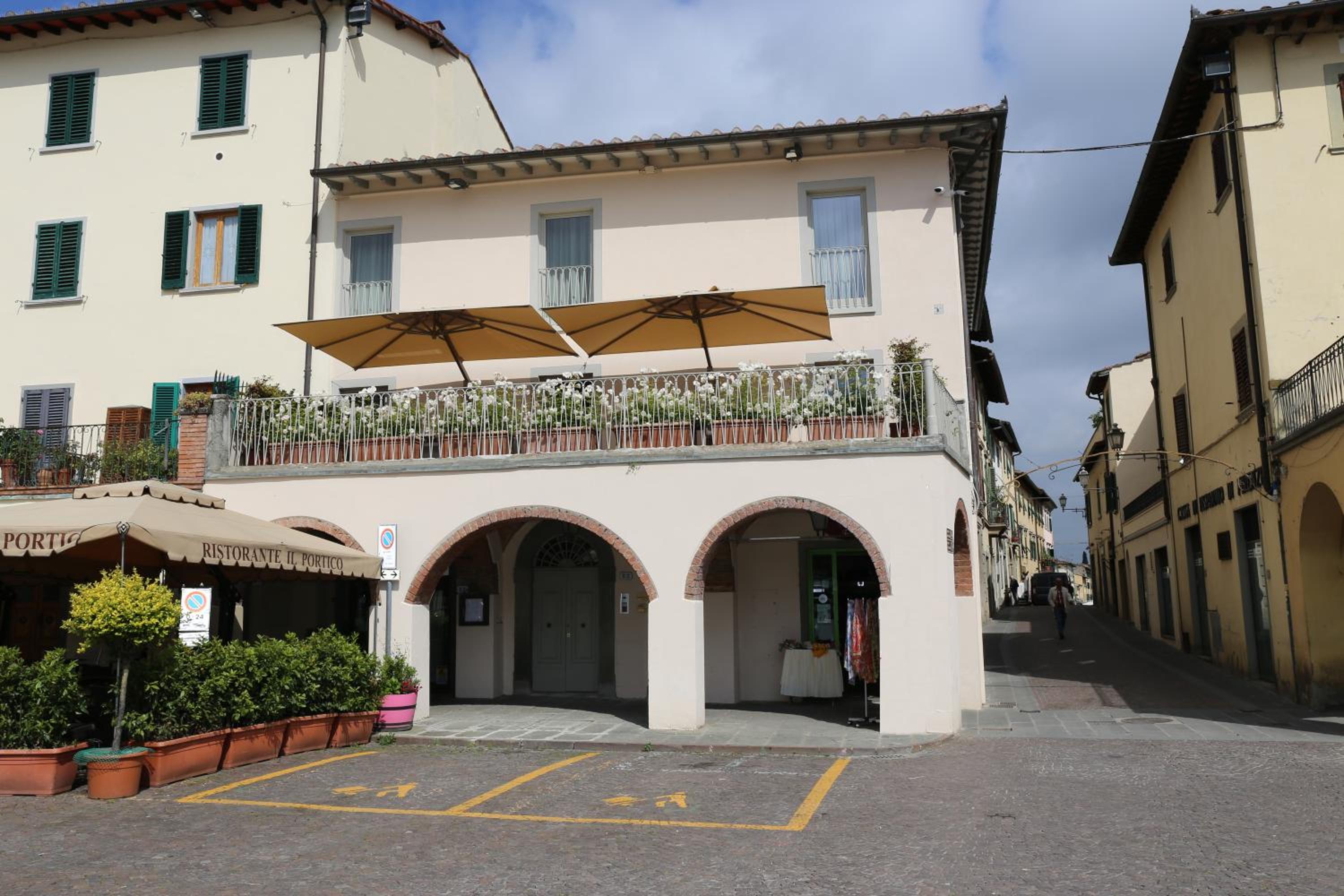 Suite Greve in Chianti view 2