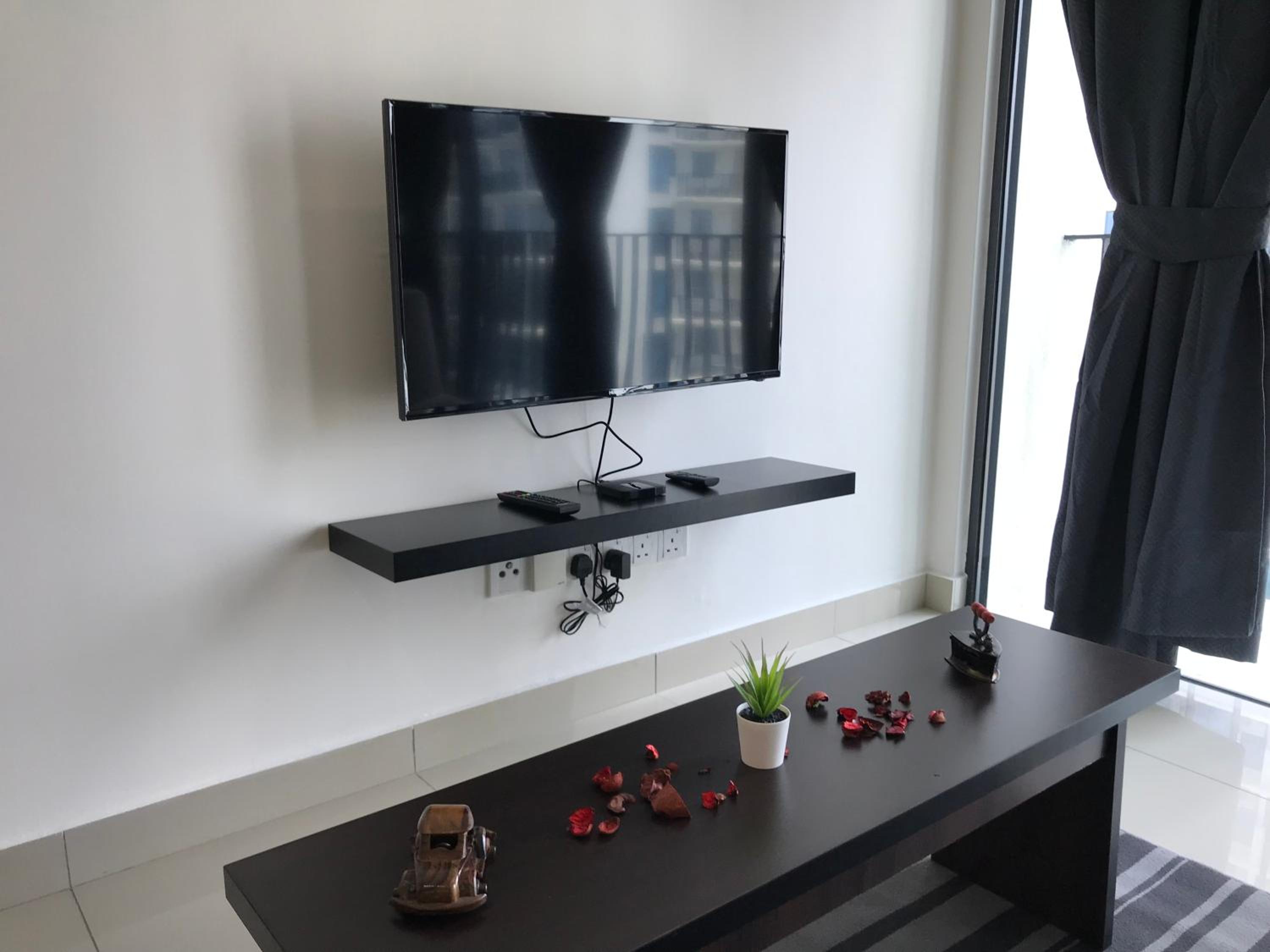 CozyStudio Trefoil Setia Alam