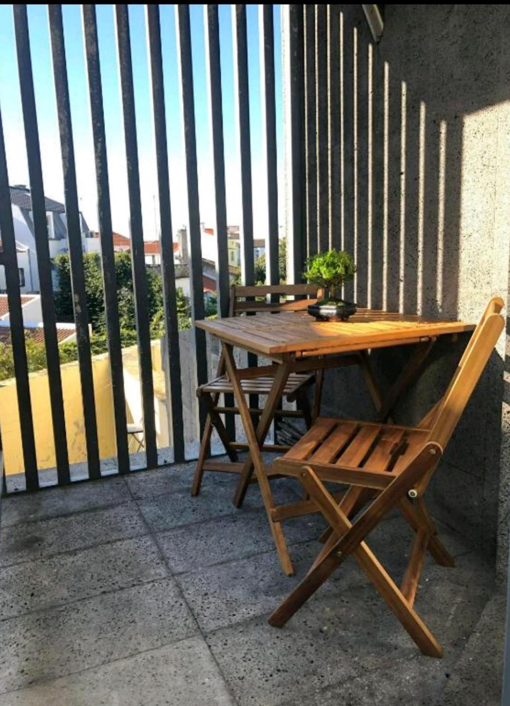 EM-Charming Apartment view 4