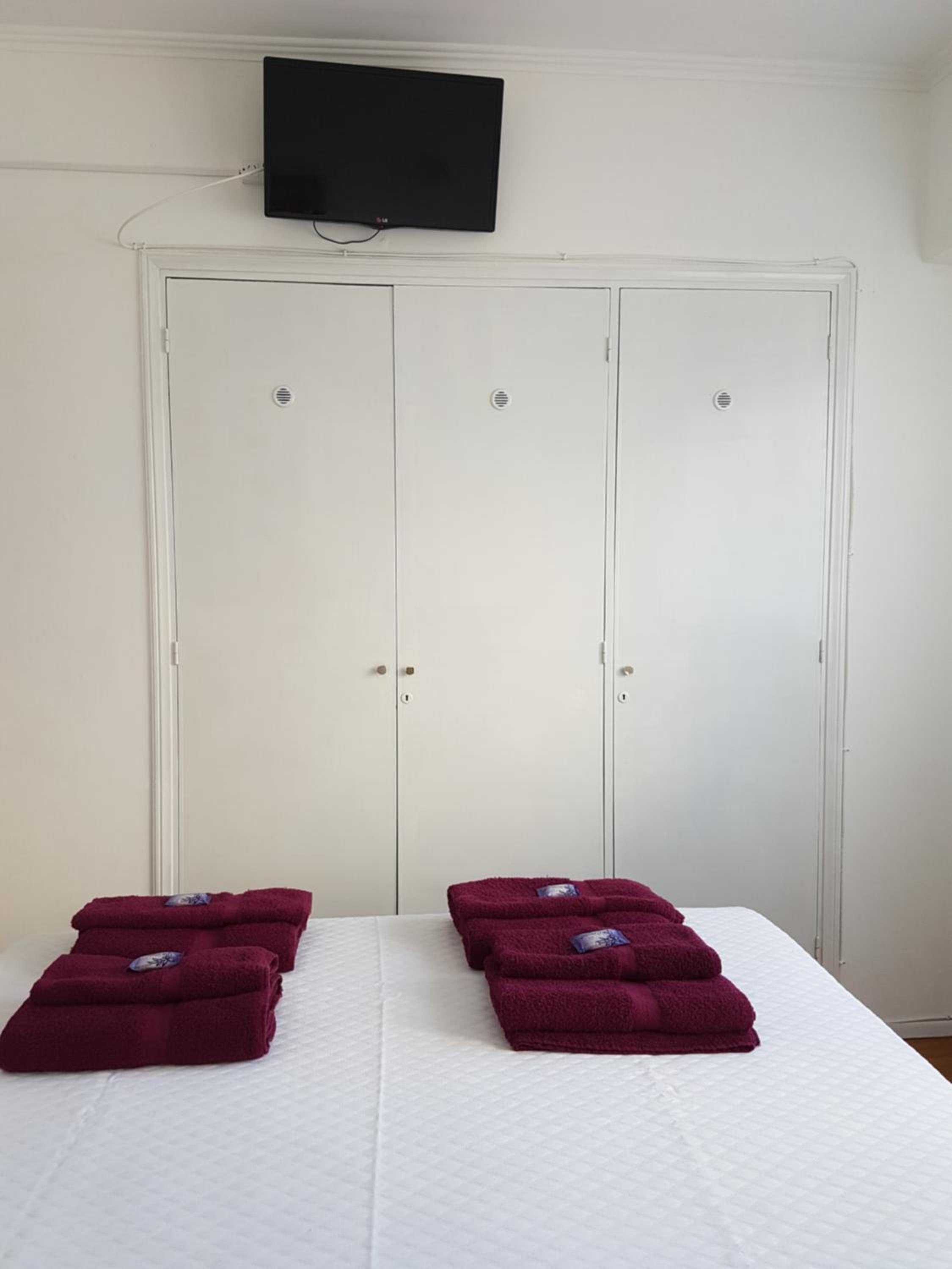 Depto de 2 ambientes zona Guemes