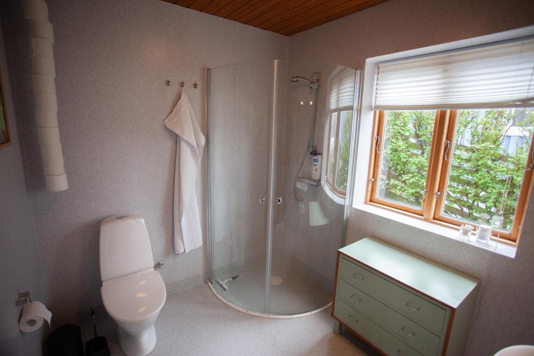 3 storey, 5 bedroom, 3 bathroom house in the center of Tórshavn