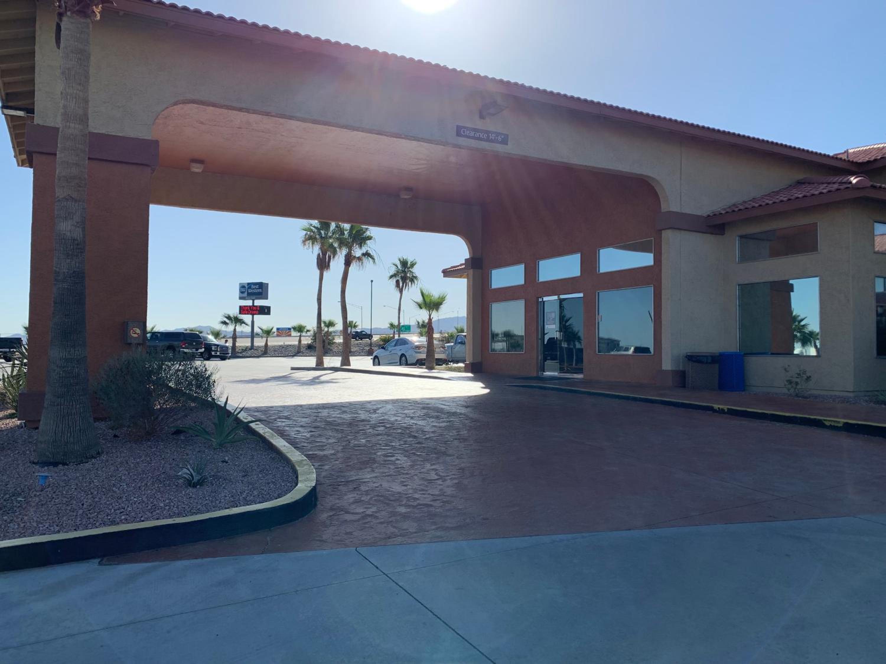 Best Western Desert Oasis - Property Image 6