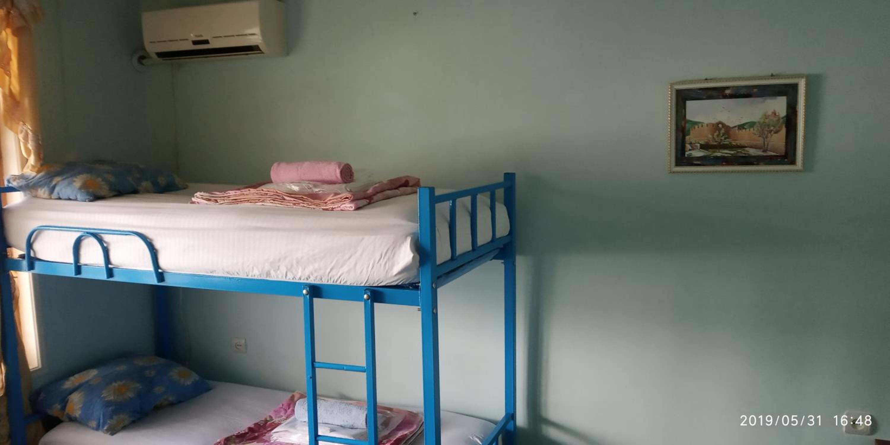 Canal Hostel