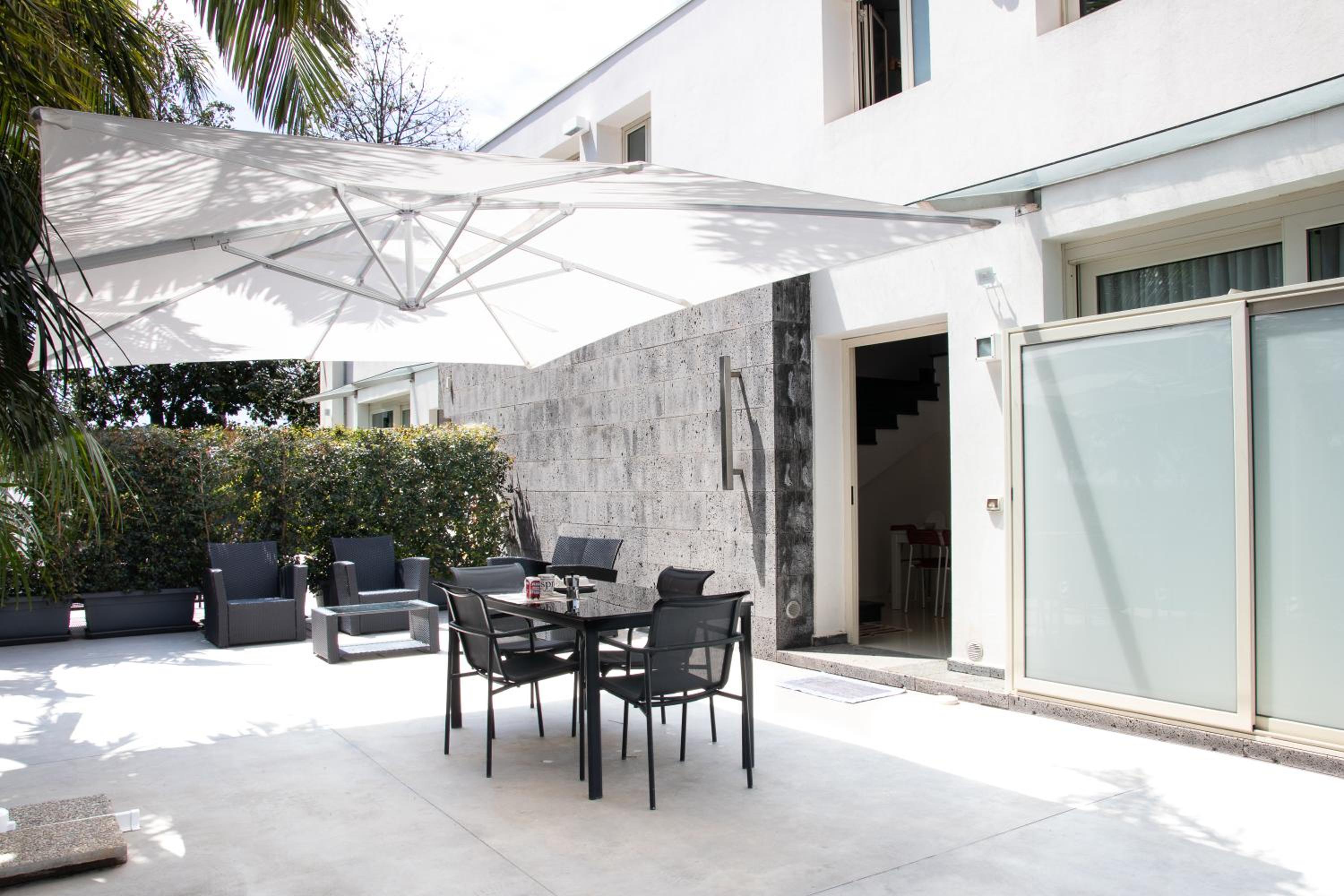 Villa Carlino House