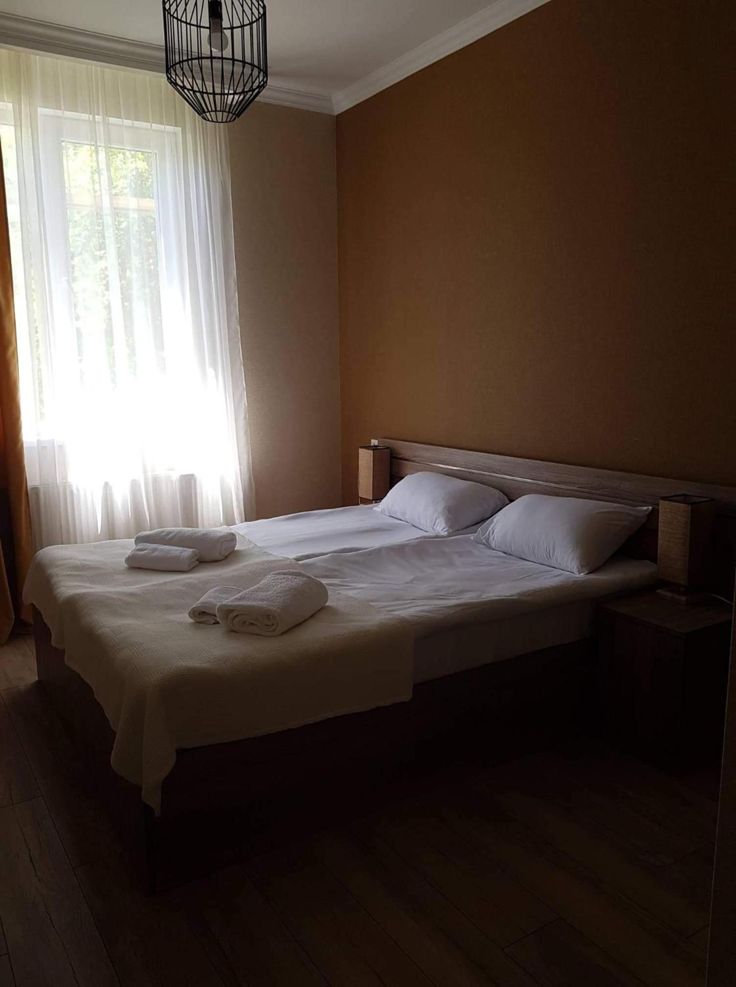Baqari Inn