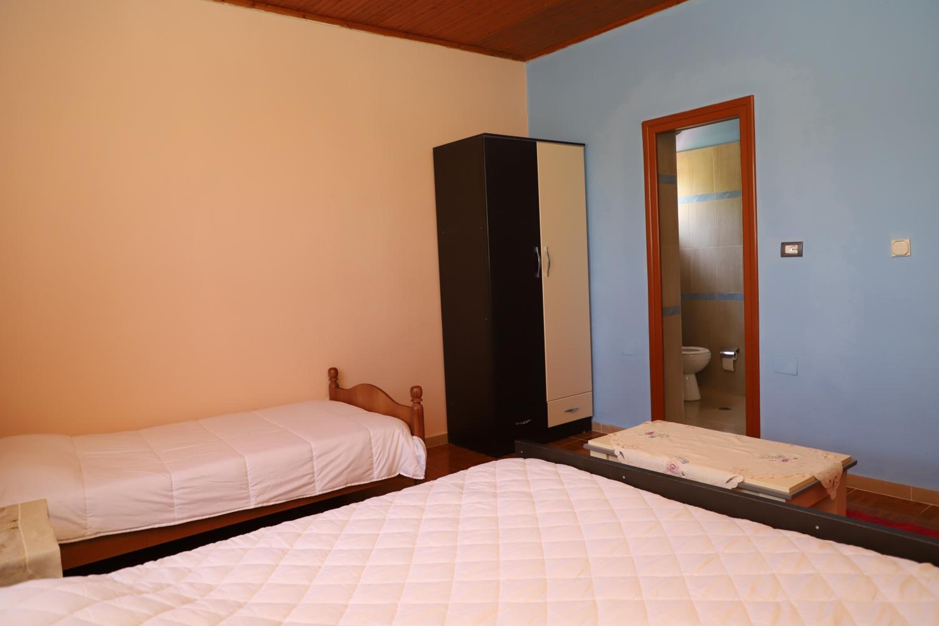 Guest House Pashollari