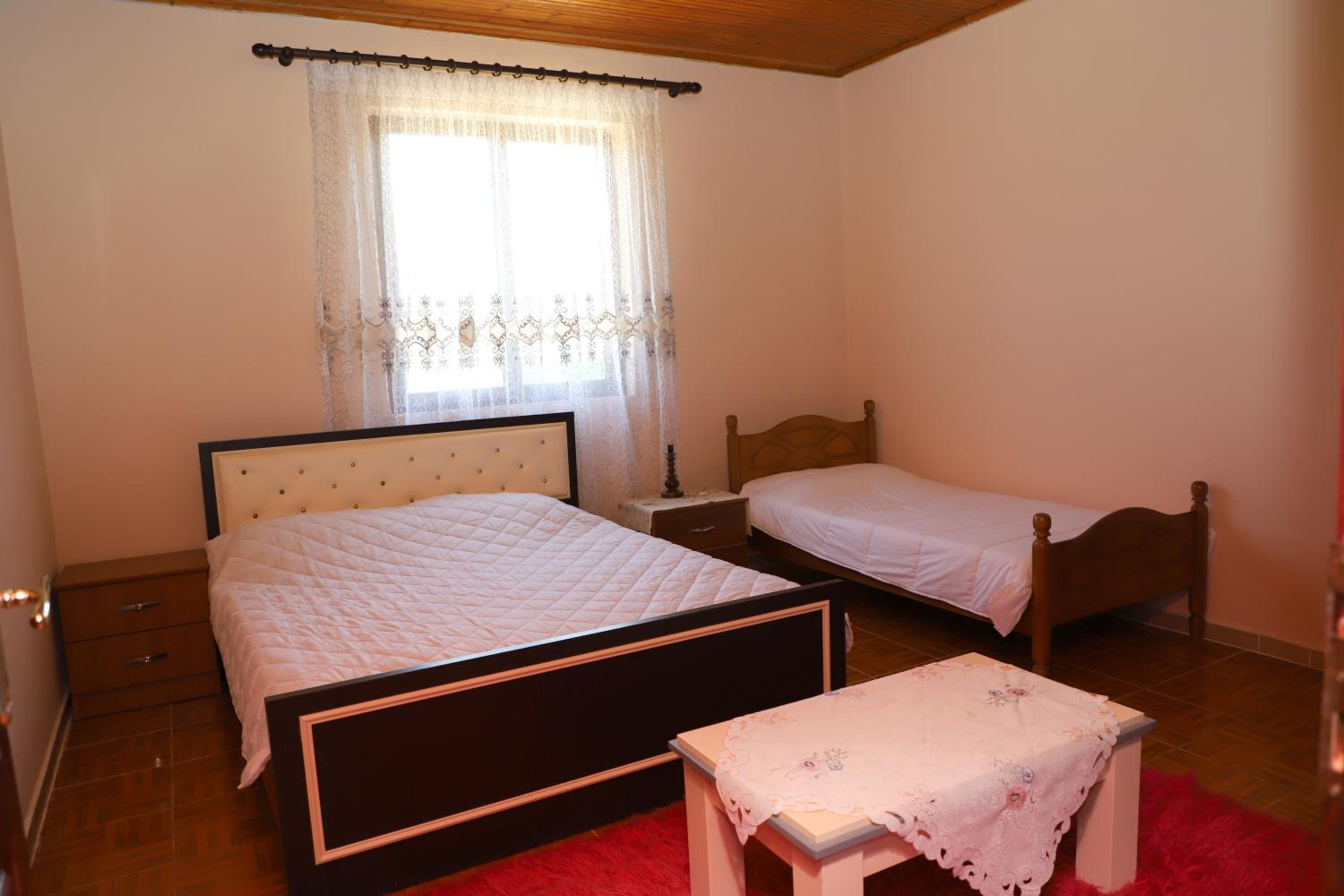 Guest House Pashollari