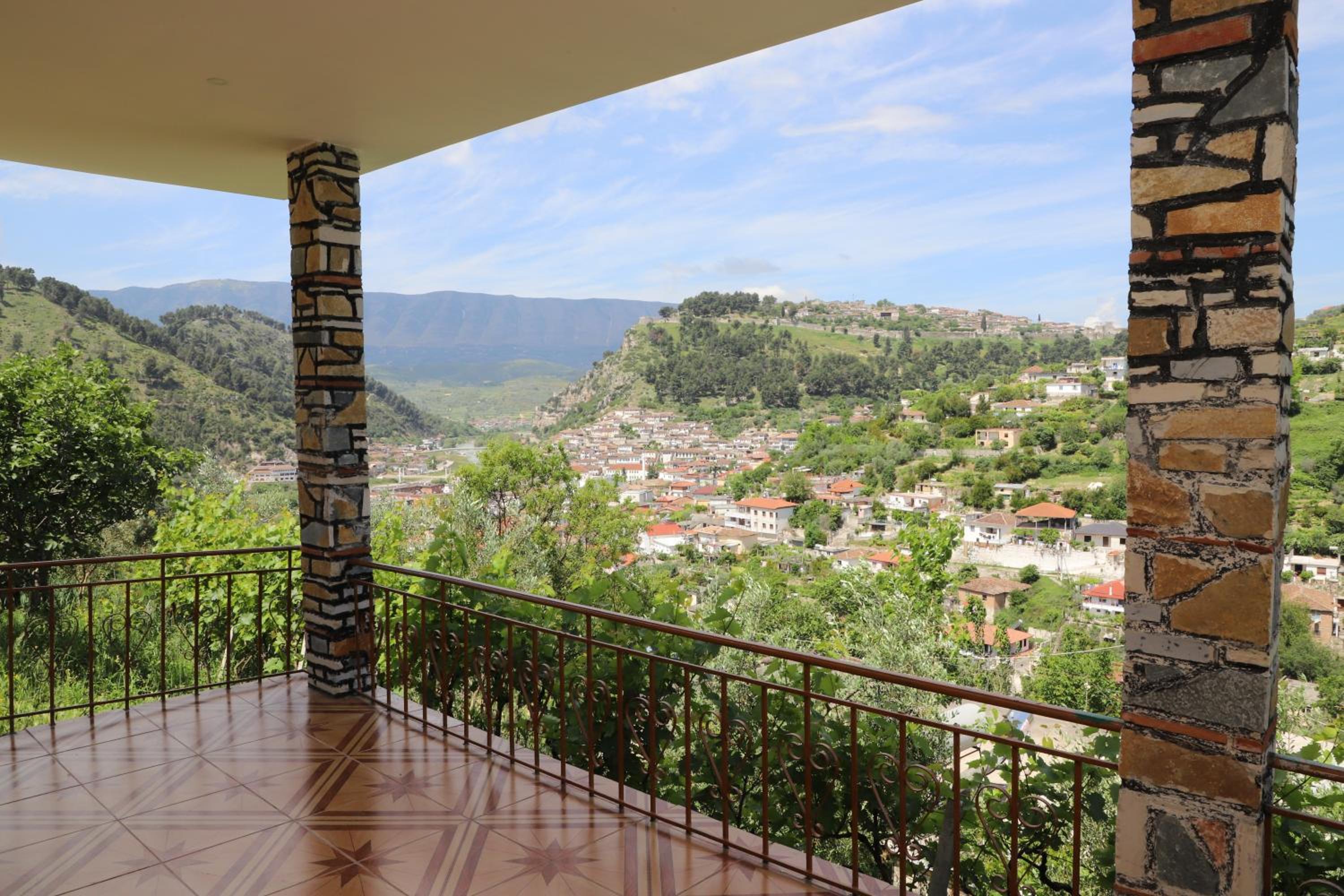 Guest House Pashollari