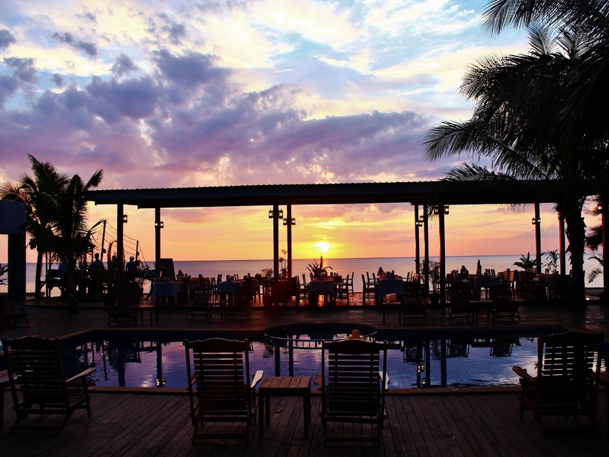 Nakara Long Beach Resort - SHA Extra Plus