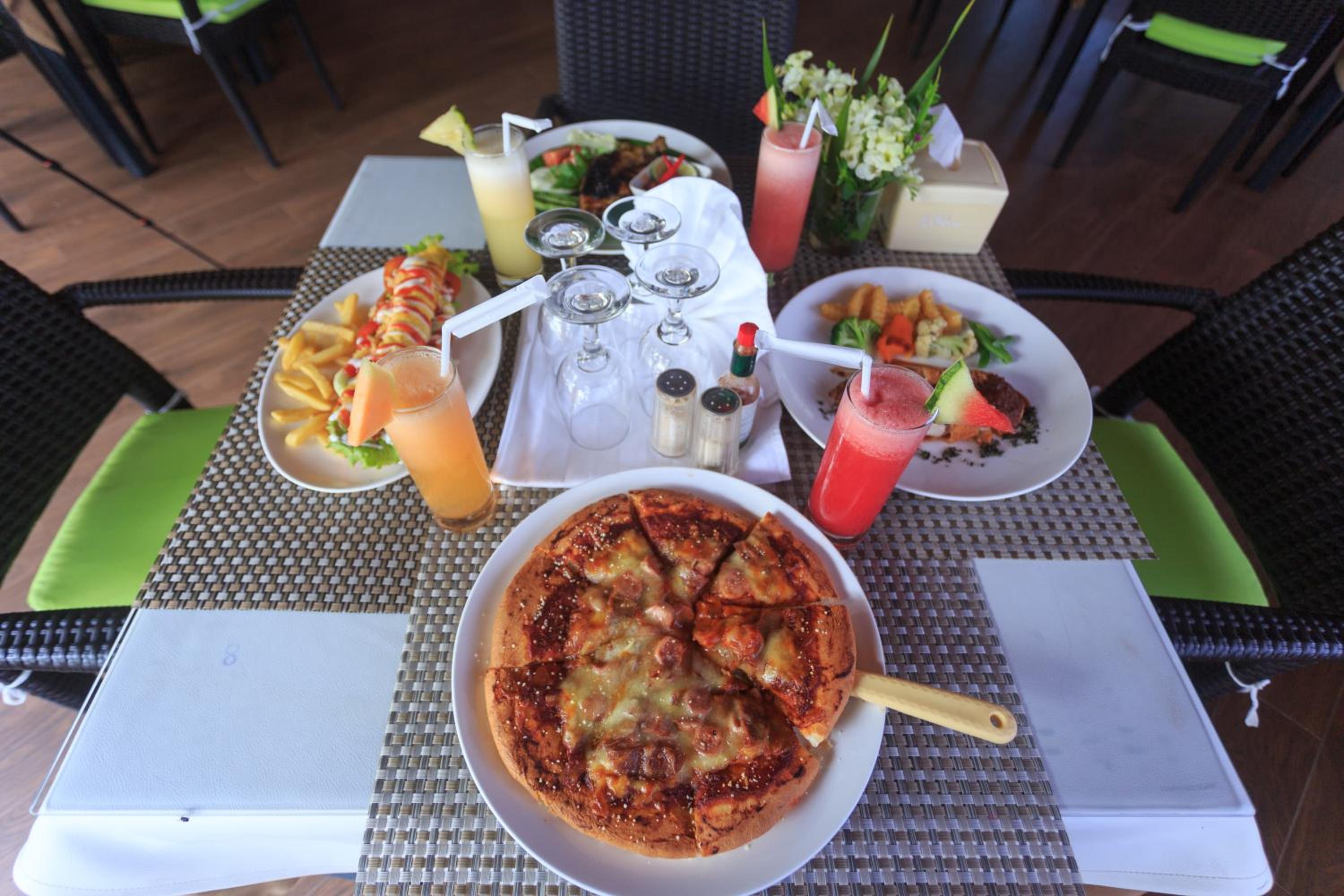 dining