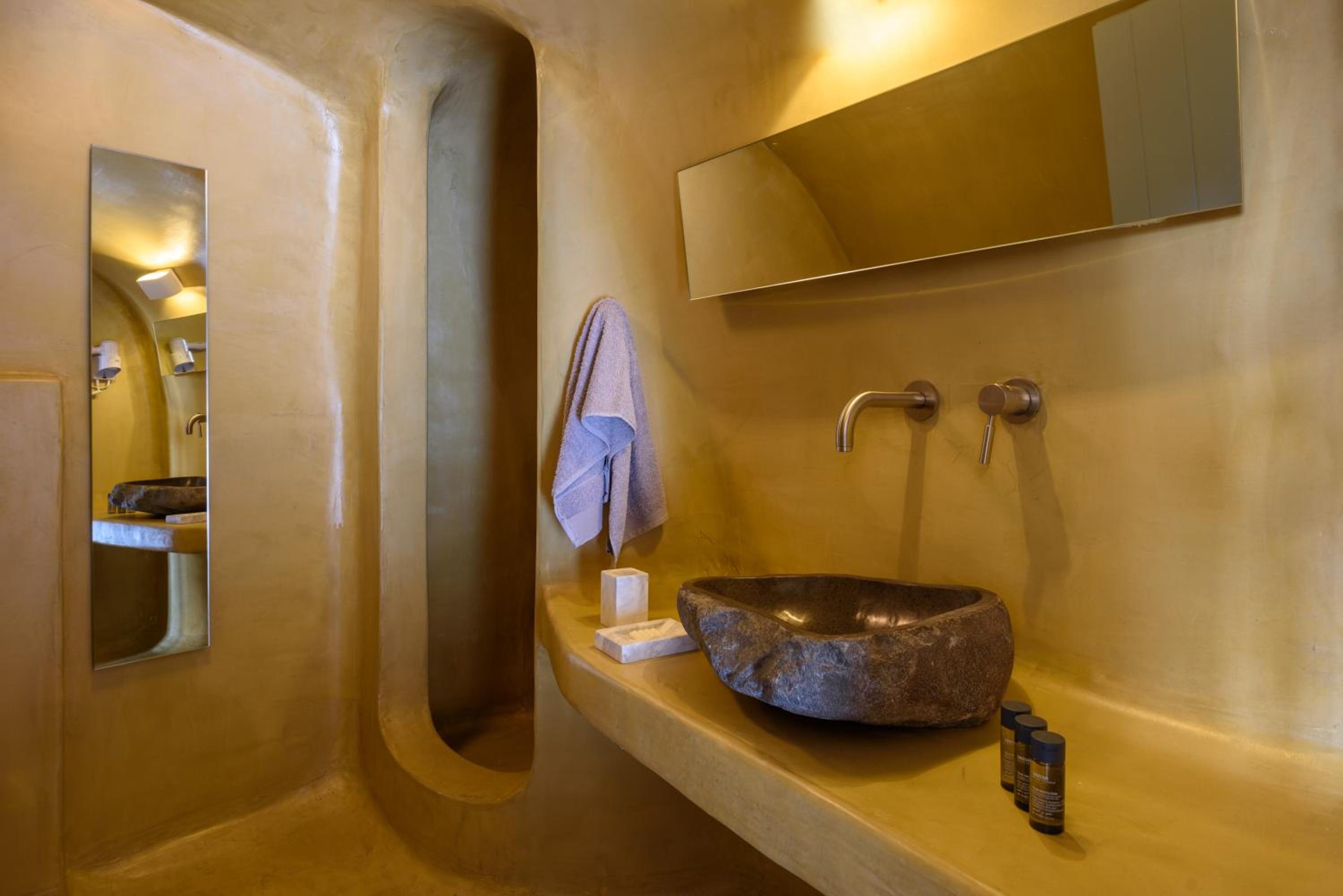 Sublime Villa & Caves