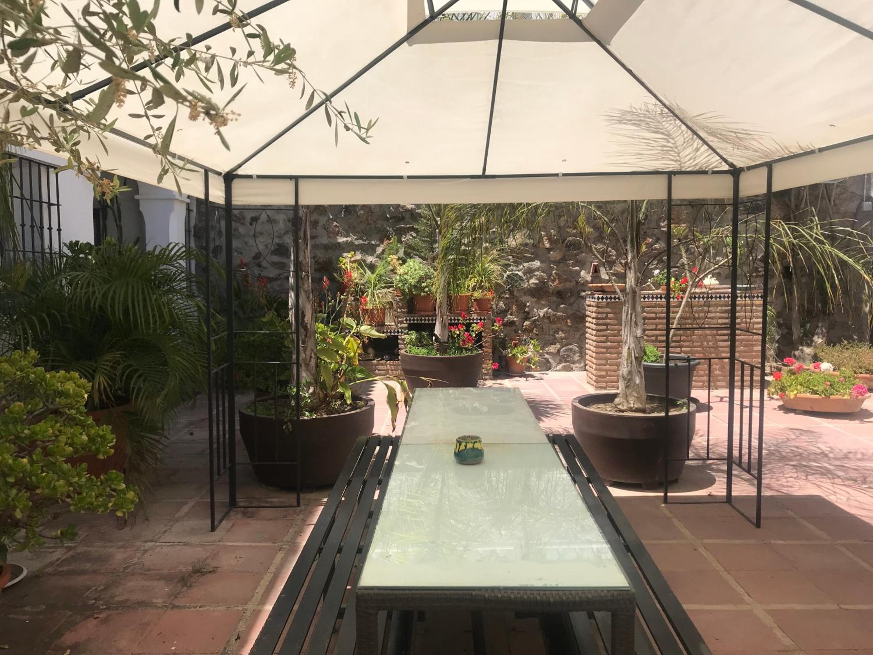 Apartamentos Turísticos La Mundial