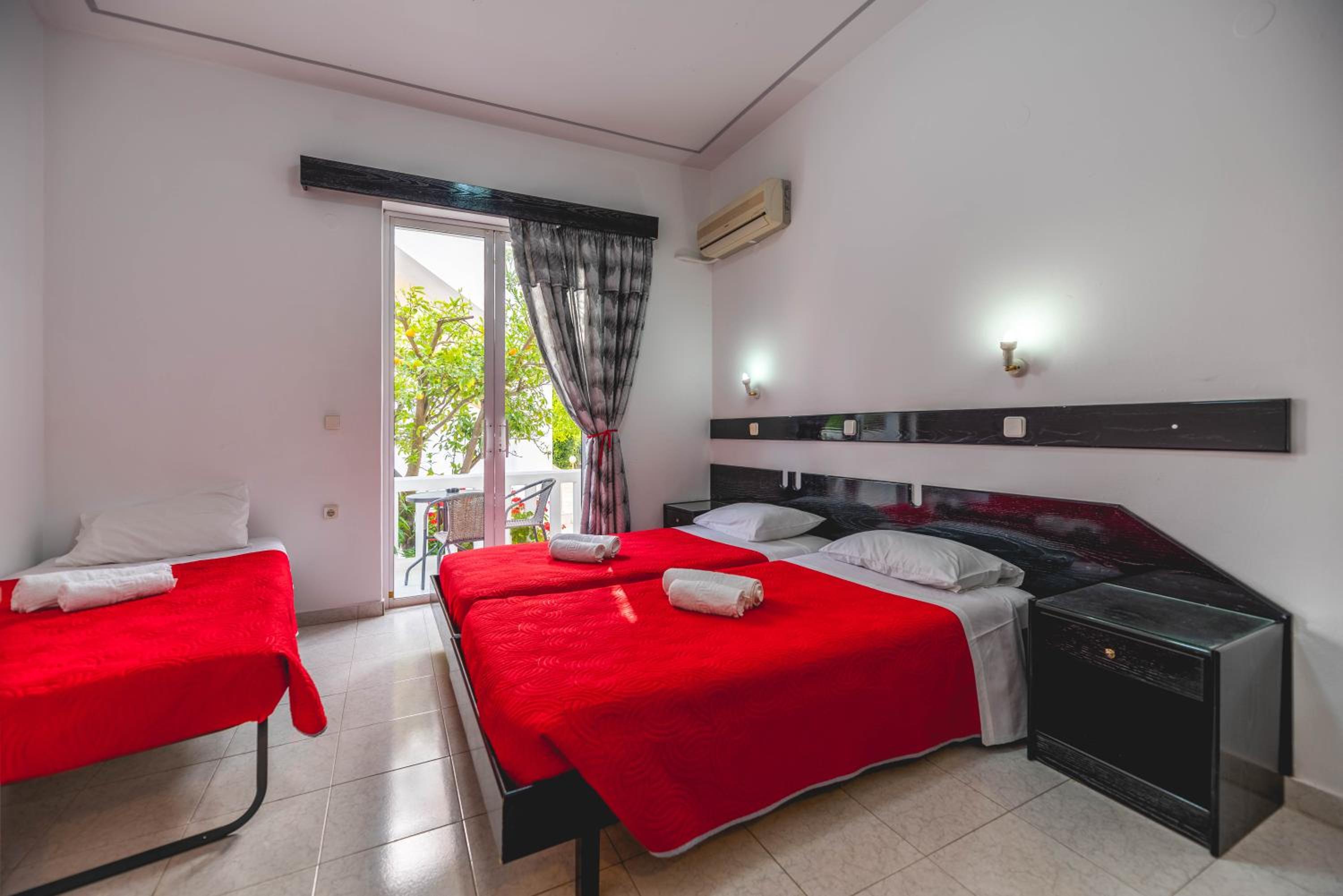 Hotel Ikaros