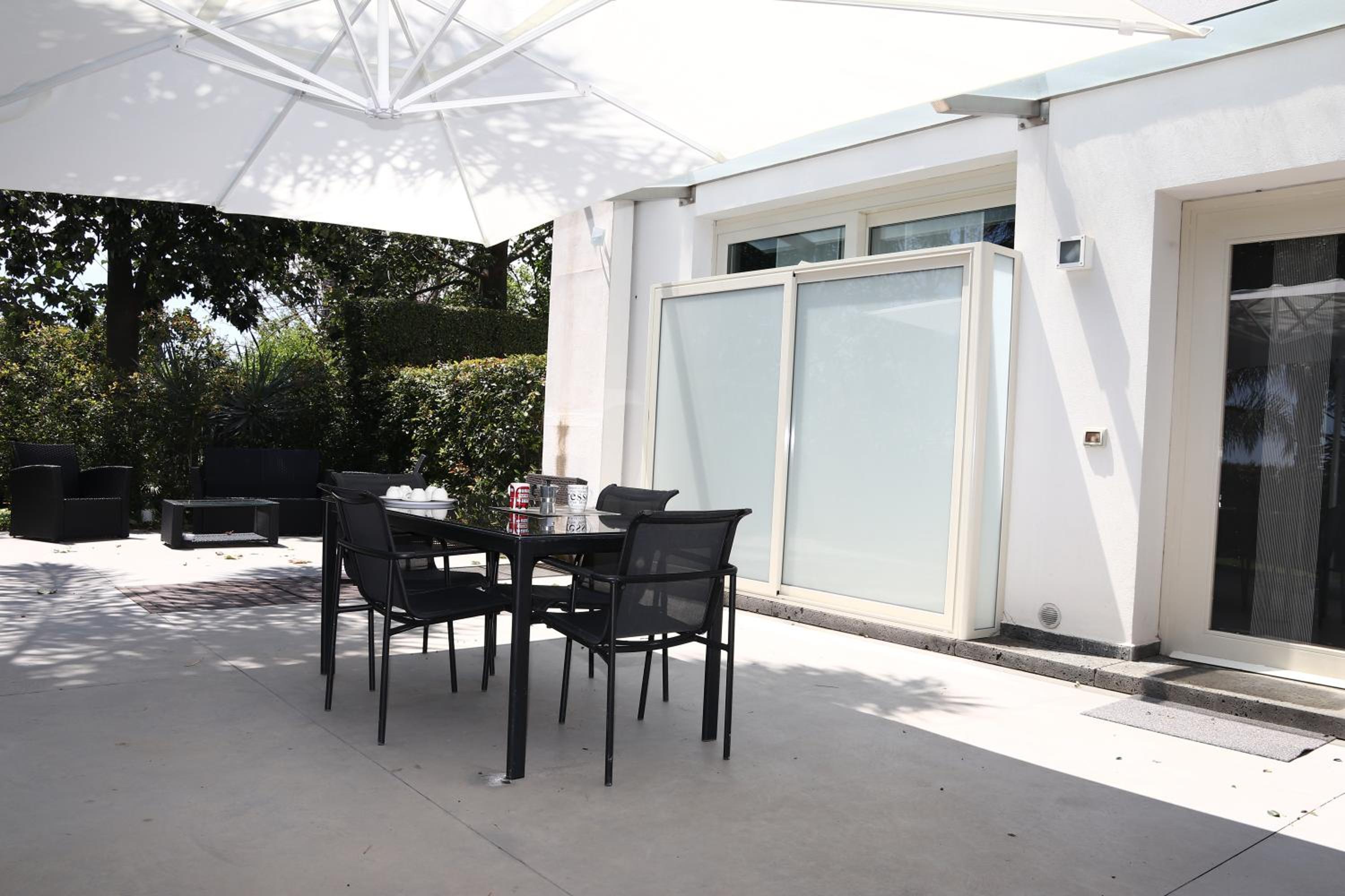Villa Carlino House