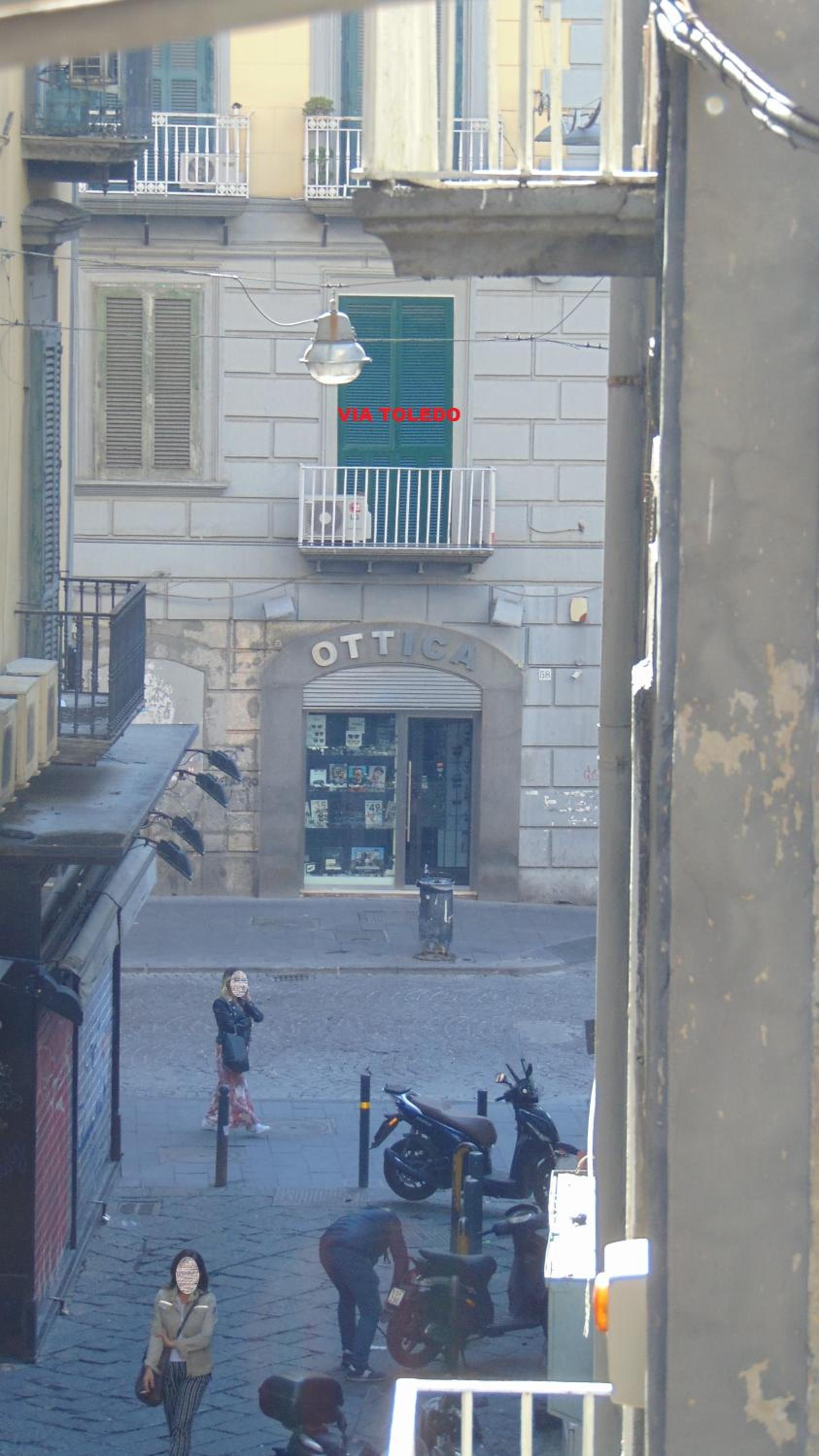 Neapolitan Flat 2 0 B&B