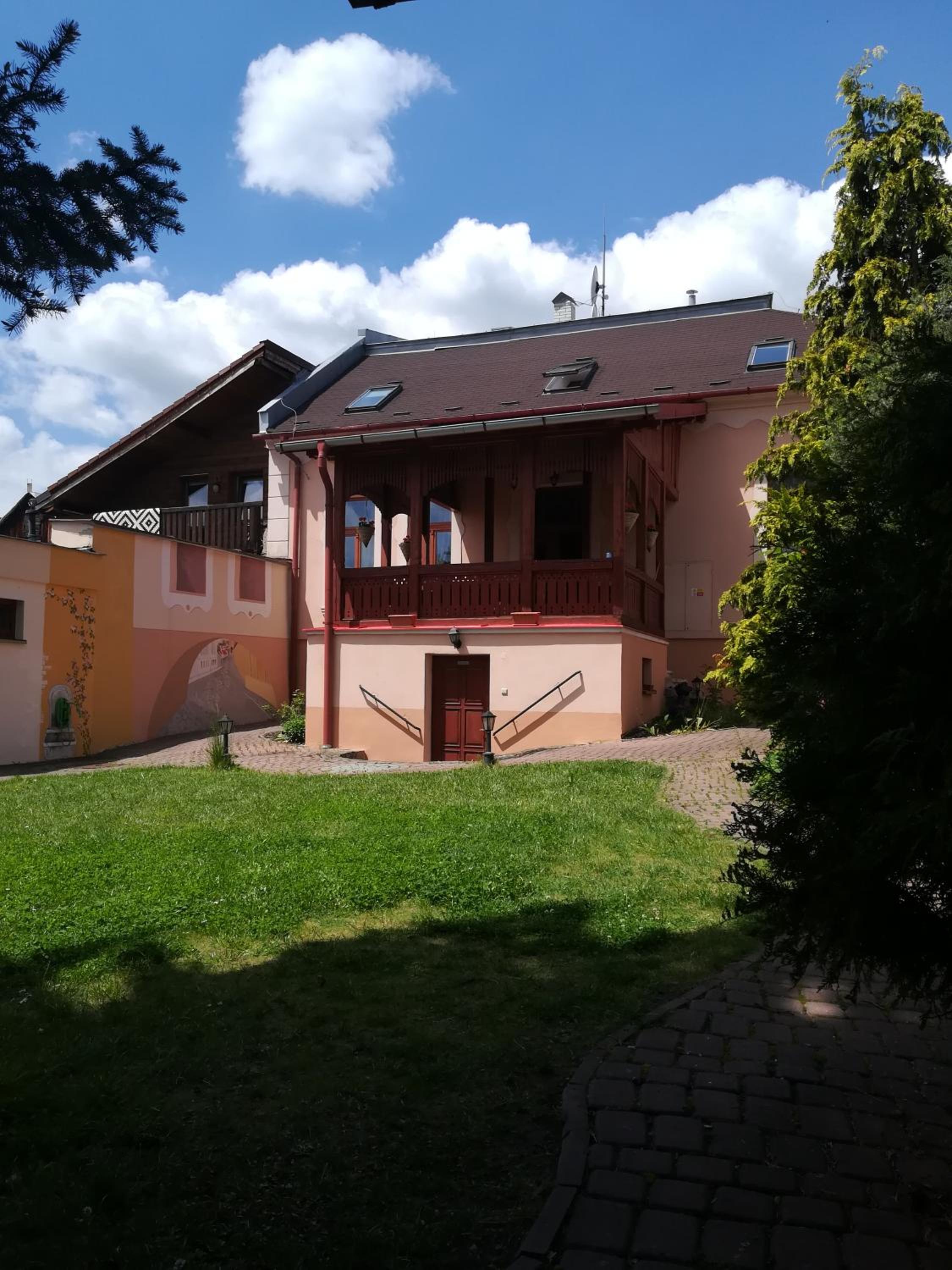 Photo 24