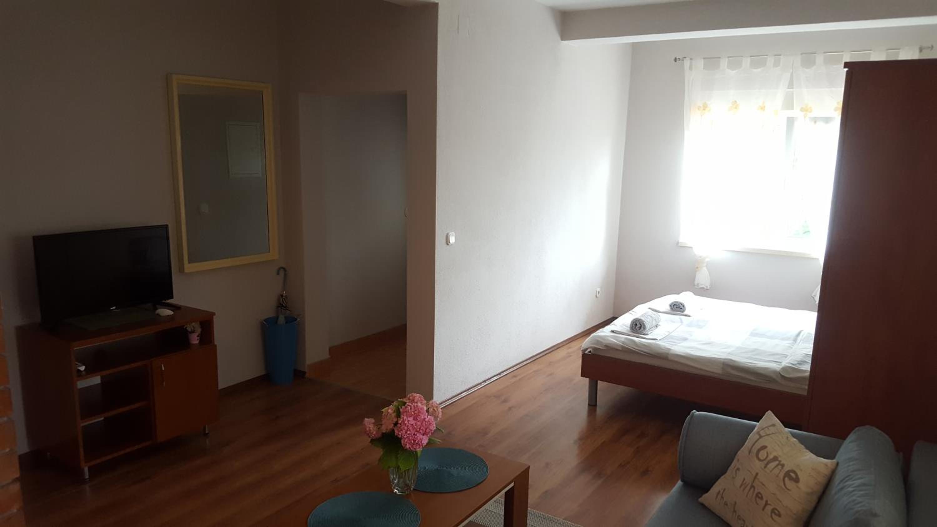 Apartments Leona