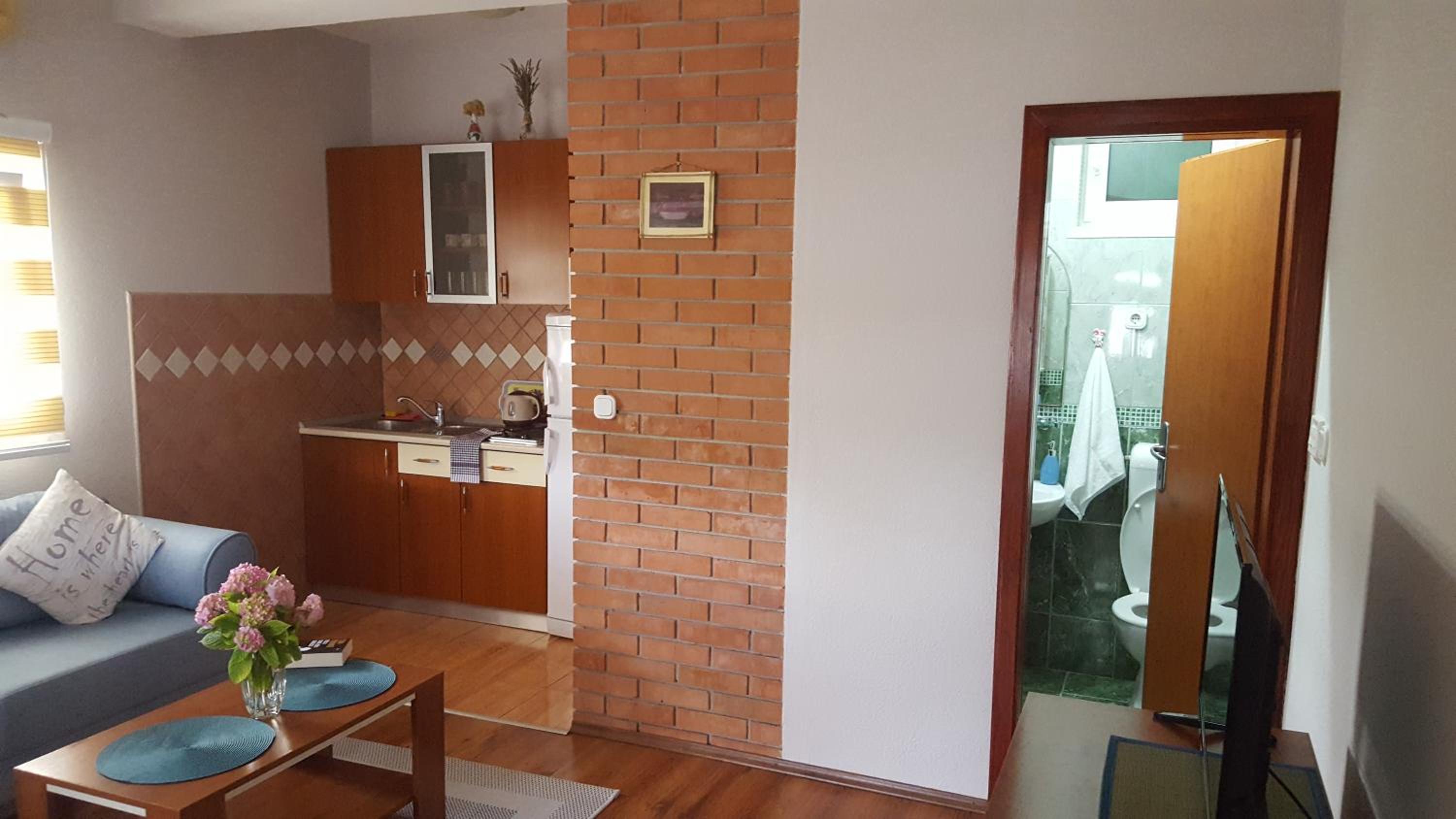 Apartments Leona