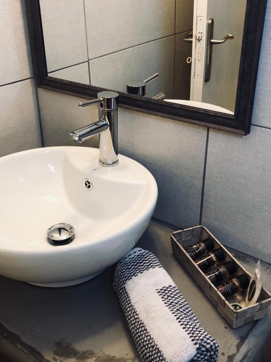 Athina Rooms - Lounge Apartments