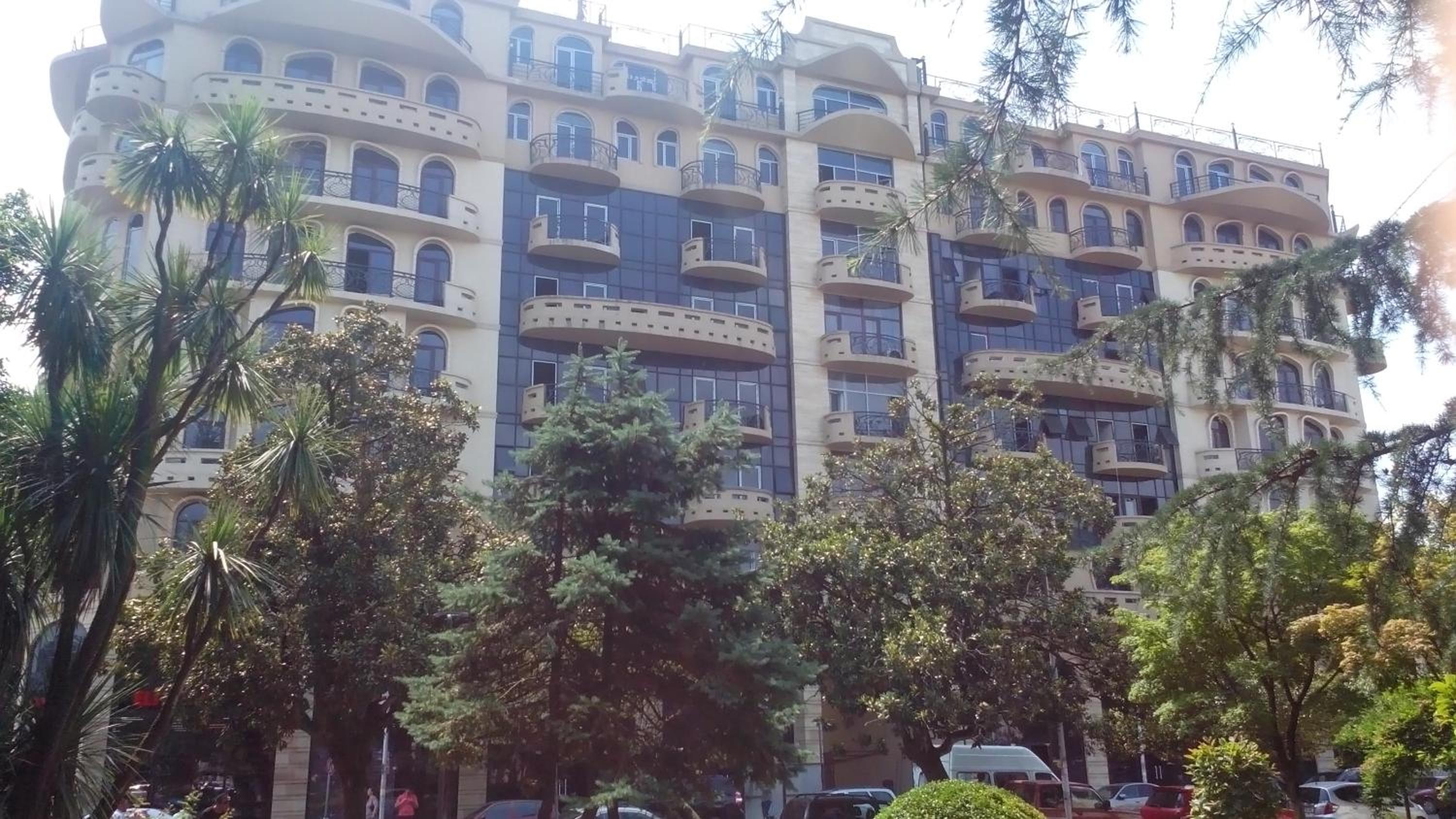 Apartament in the centre batumi view 3