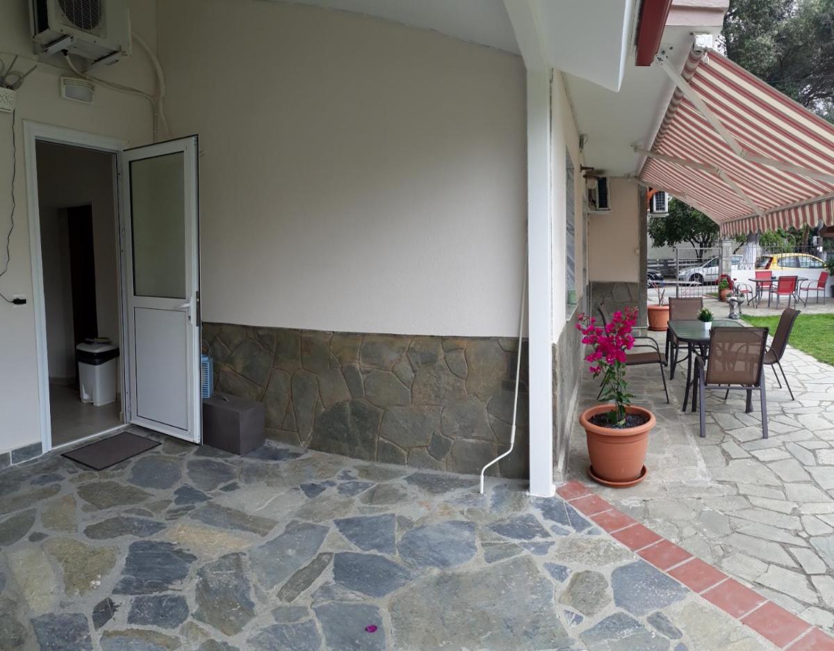 outdoor BBQ area
