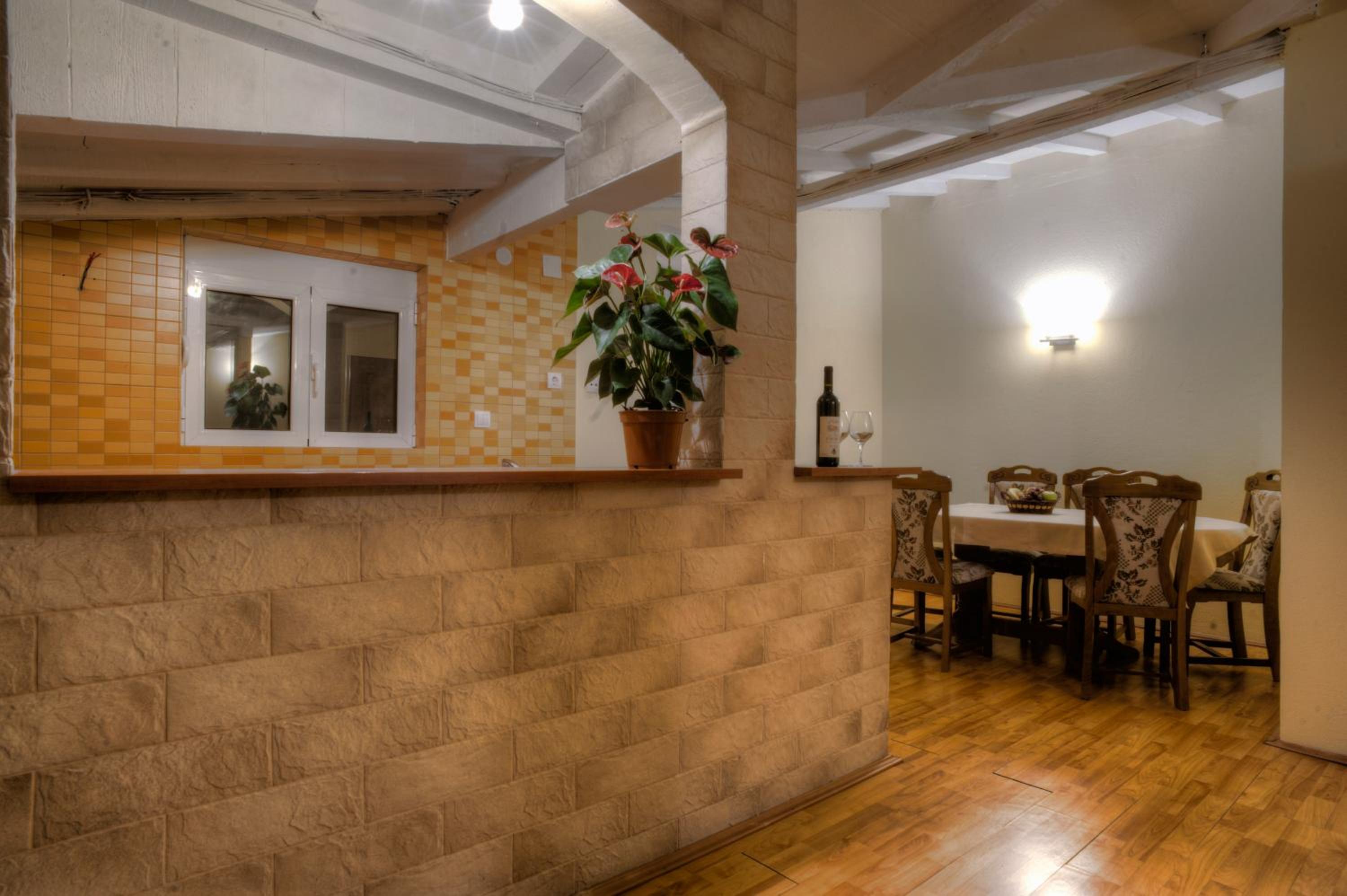 Castellamare Residence