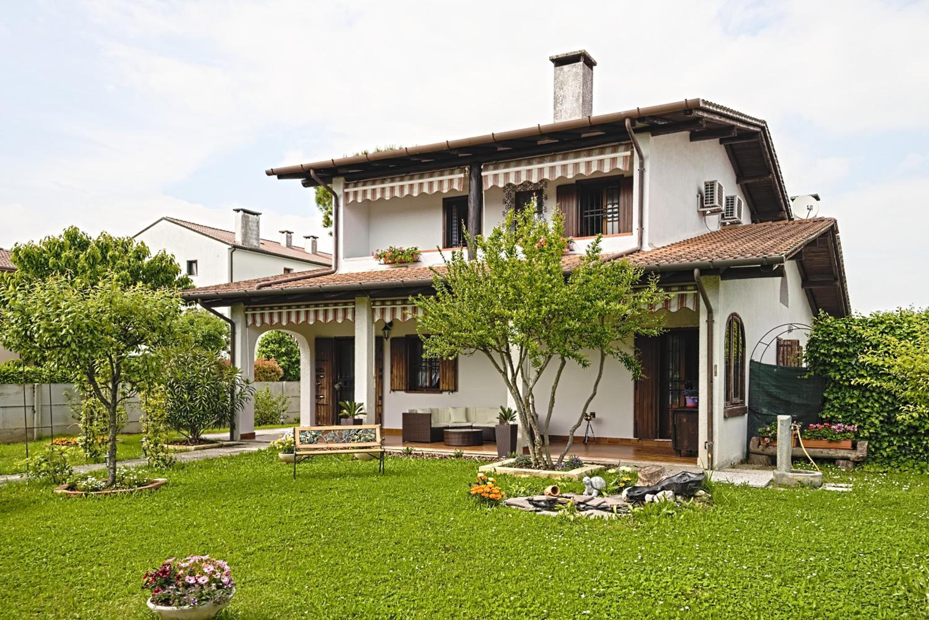 VECCHIA FAVOLA HOUSE view 2