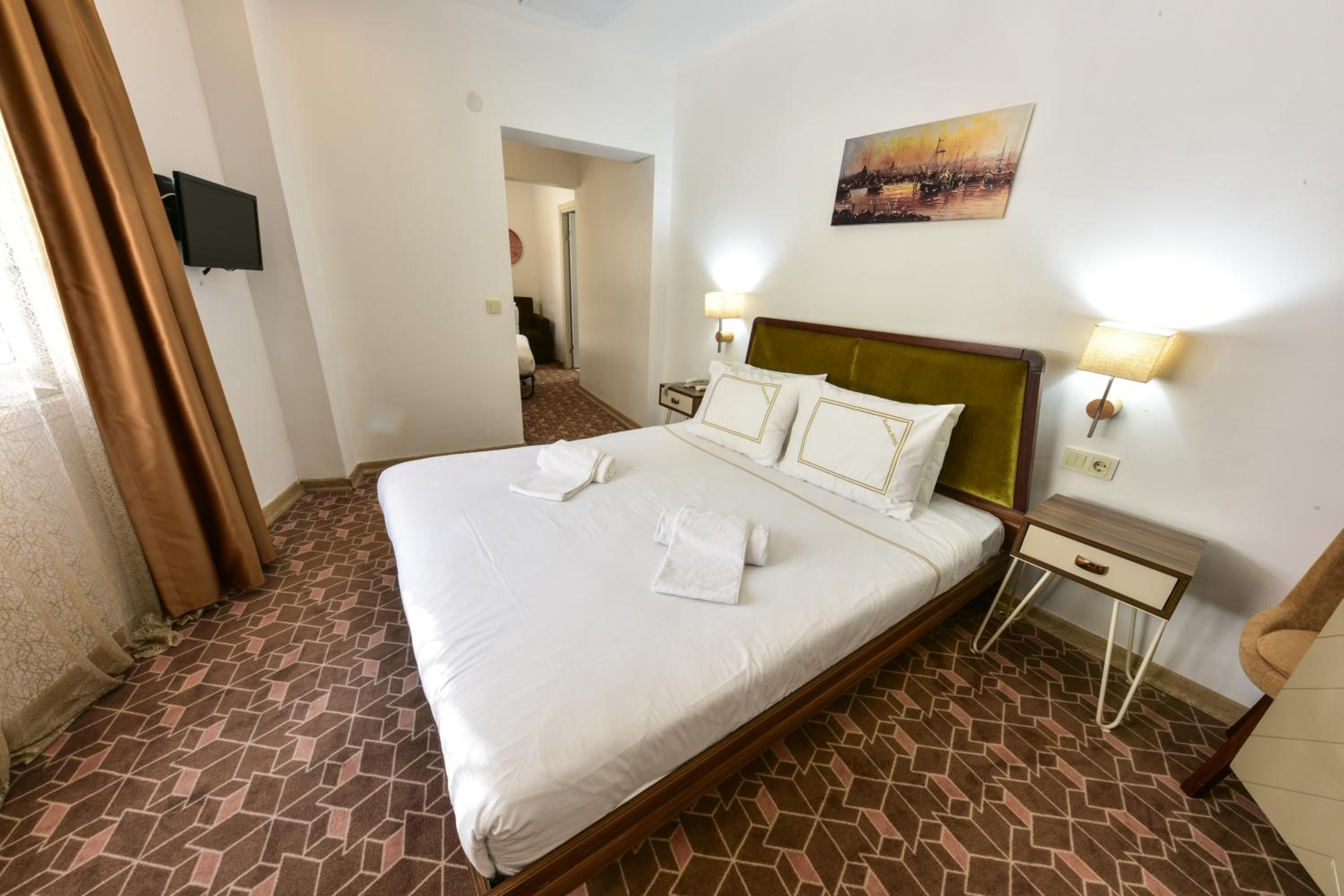 Almina Guest House