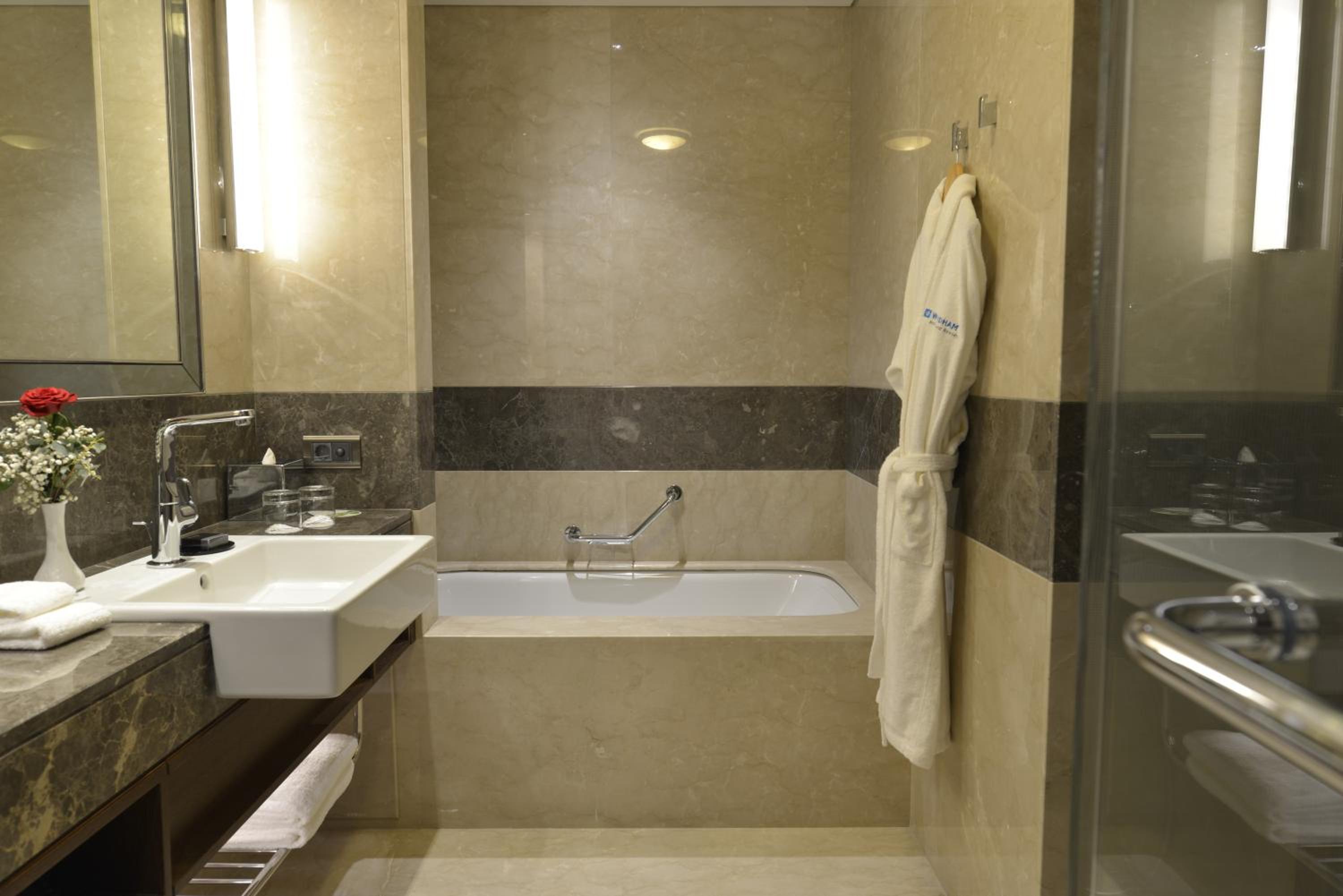 Wyndham Grand Istanbul Europe - Image 105