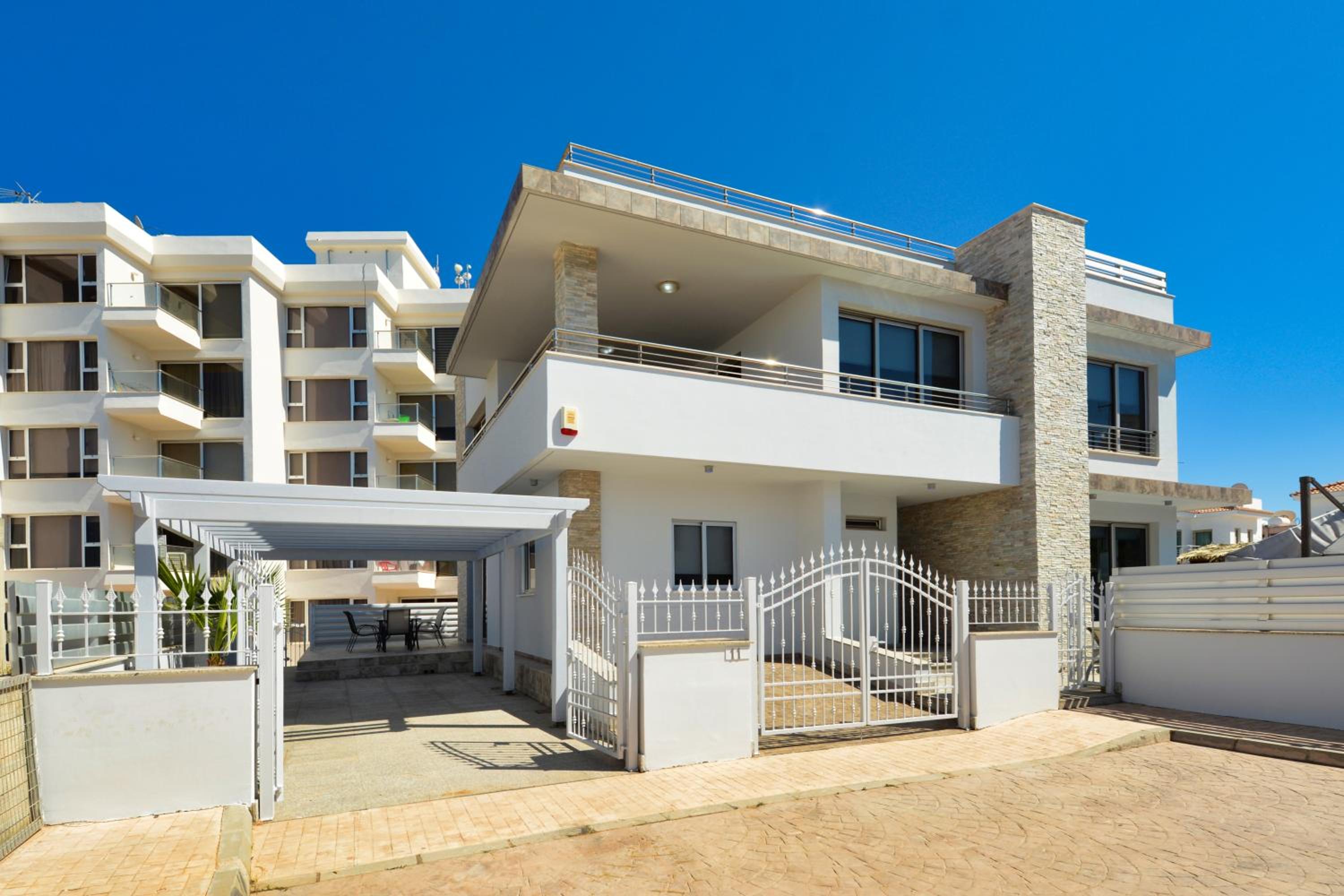 Seafront Protaras Villas