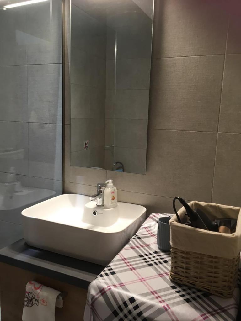Sofie's Choice Mytilini en Mytilini — bathroom
