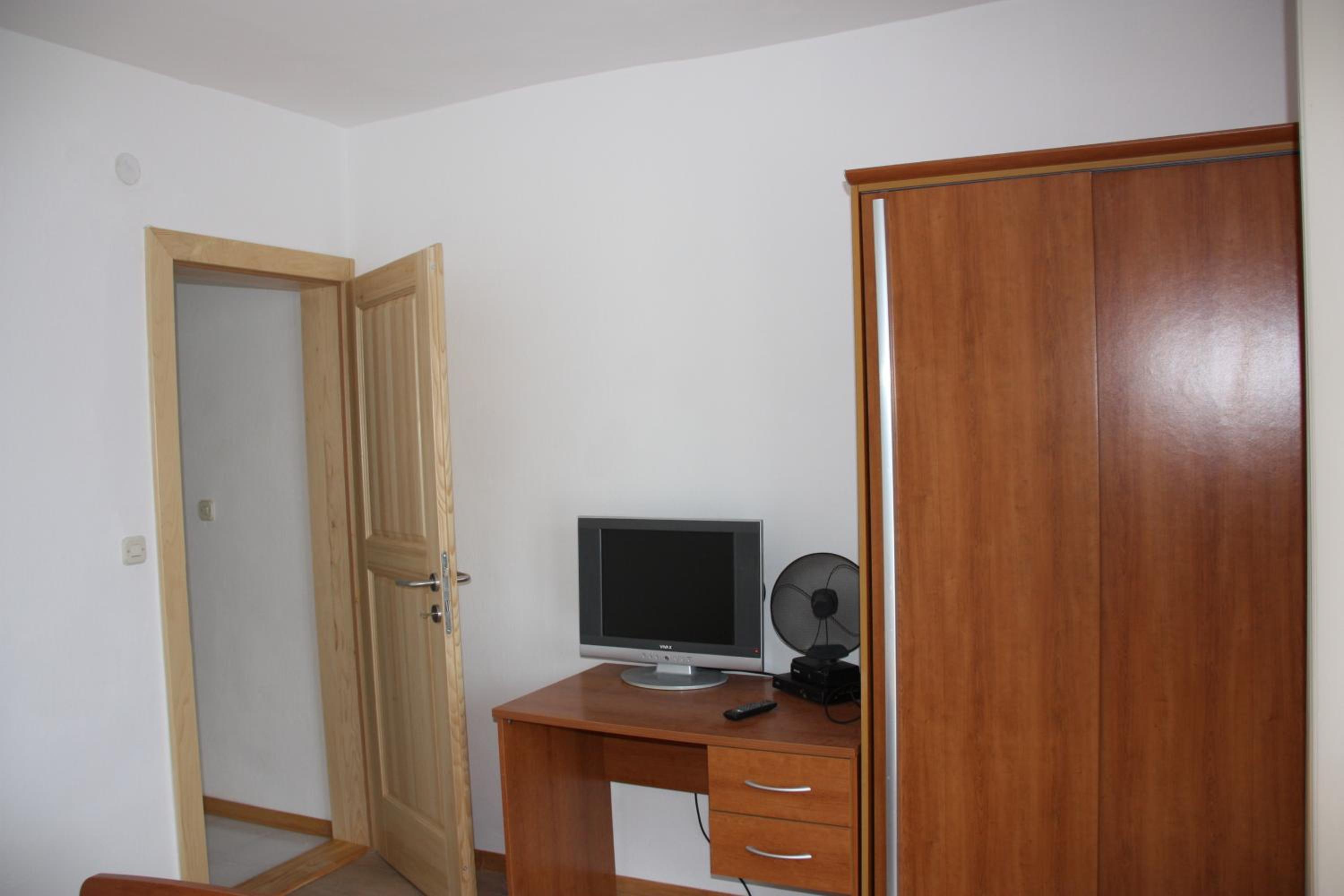 Photo 52
