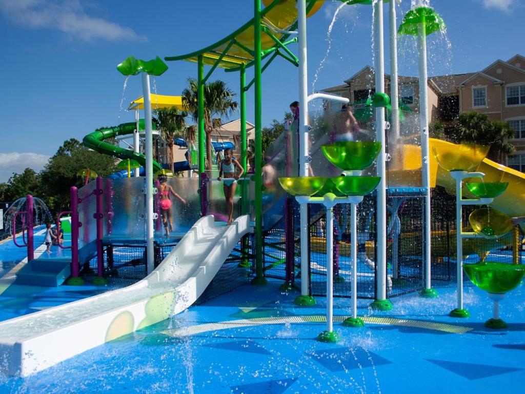Windsor Hills Resort - Enchanted Crystal Castle