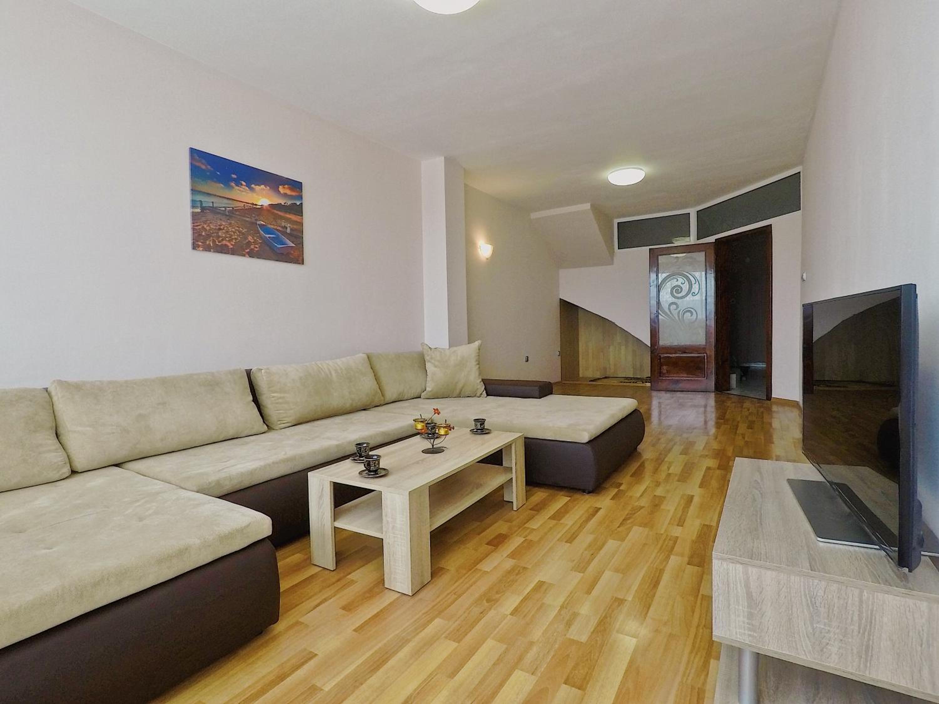 Spacious and Bright Maisonette Varna Center