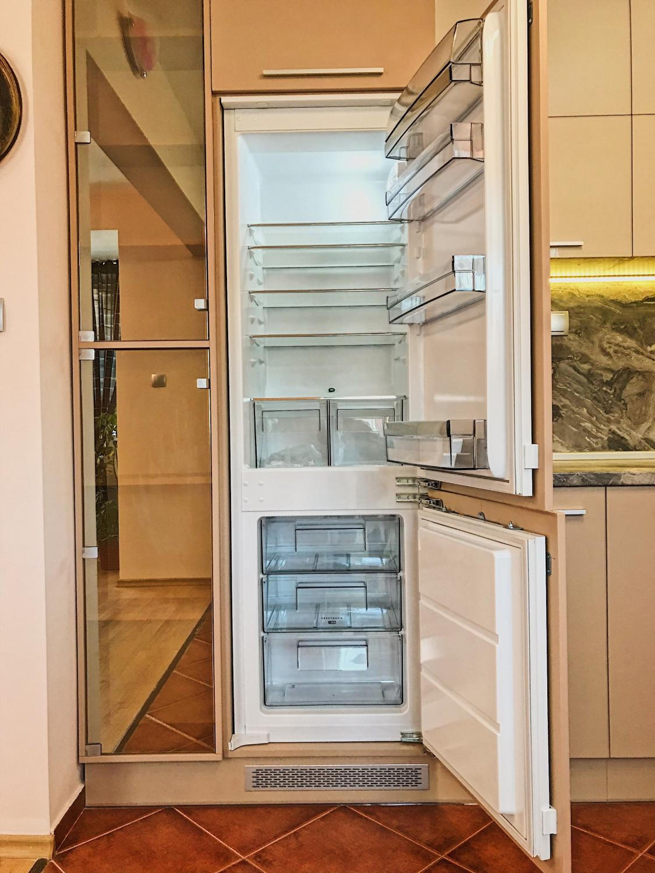 Spacious and Bright Maisonette Varna Center