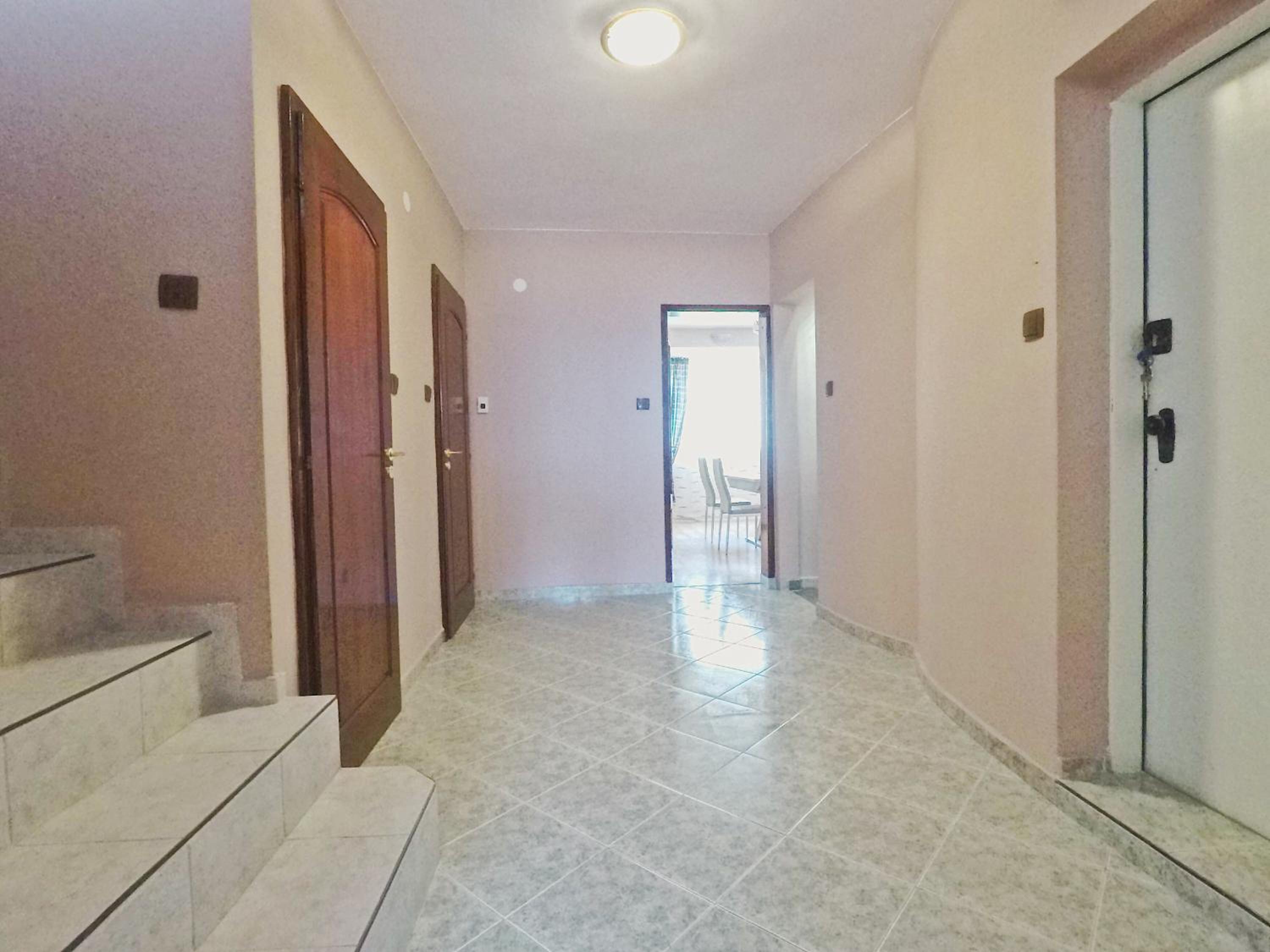 Spacious and Bright Maisonette Varna Center