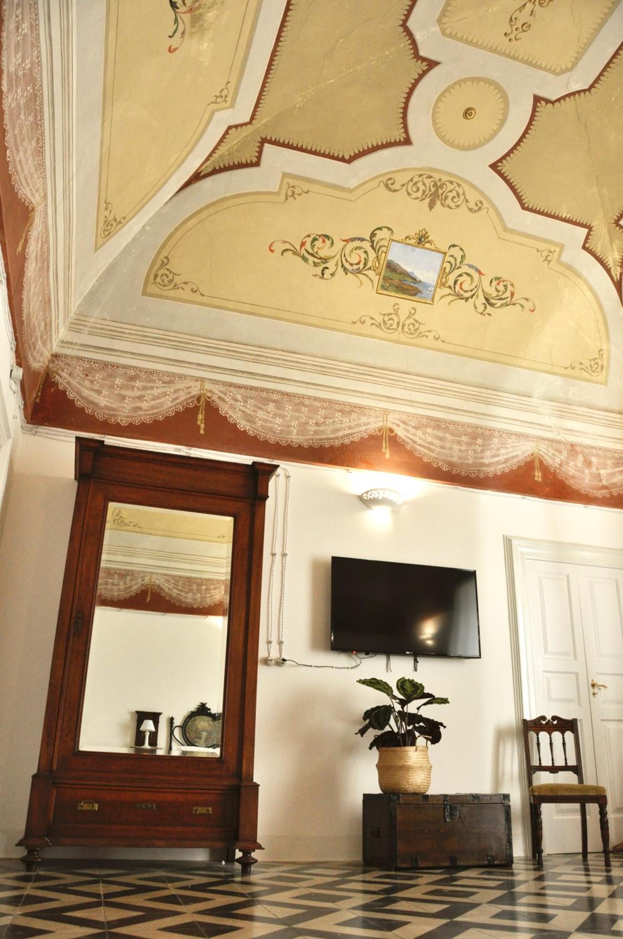 Casa Turi en Alberobello — recepcion & lobby