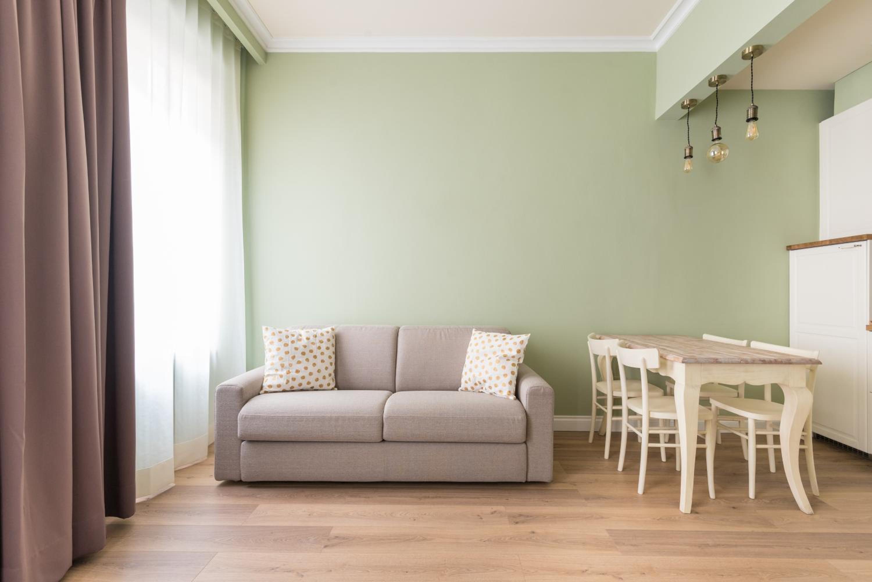 Proconsolo Adapartment Collection