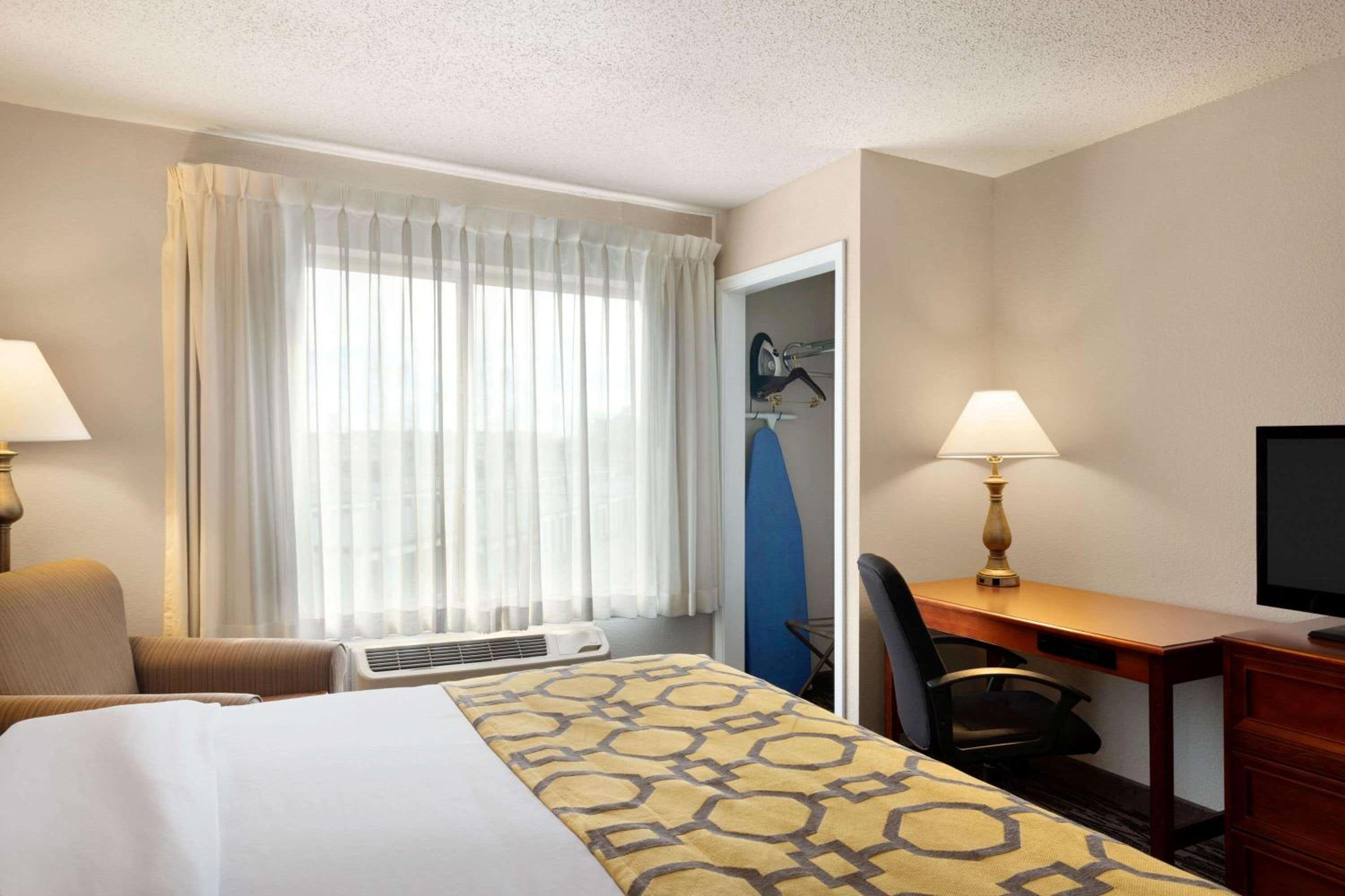 Baymont by Wyndham Springfield I-44 - Image 4