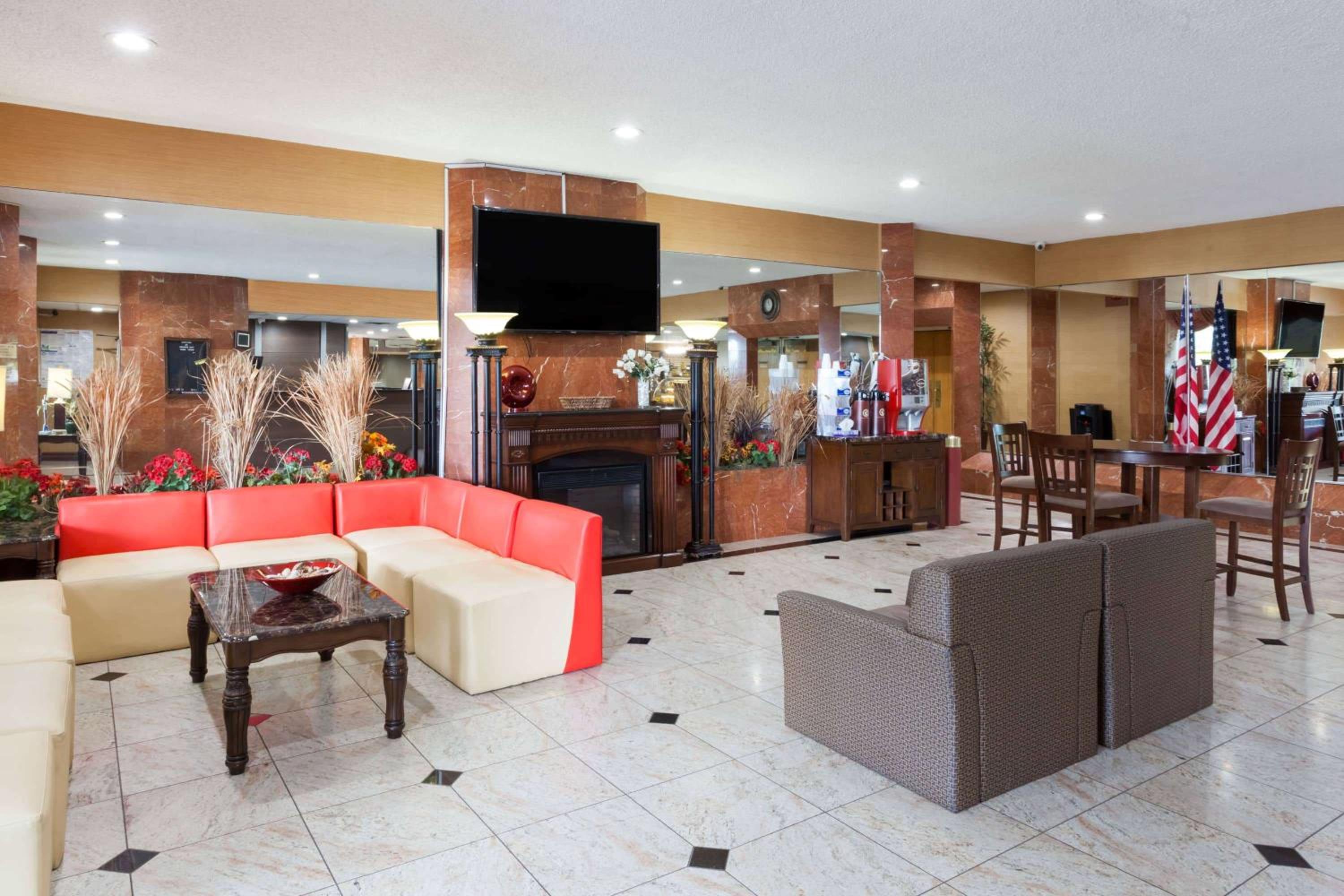 Newburgh Vacations - Ramada by Wyndham Newburgh/West Point - Property Image 31
