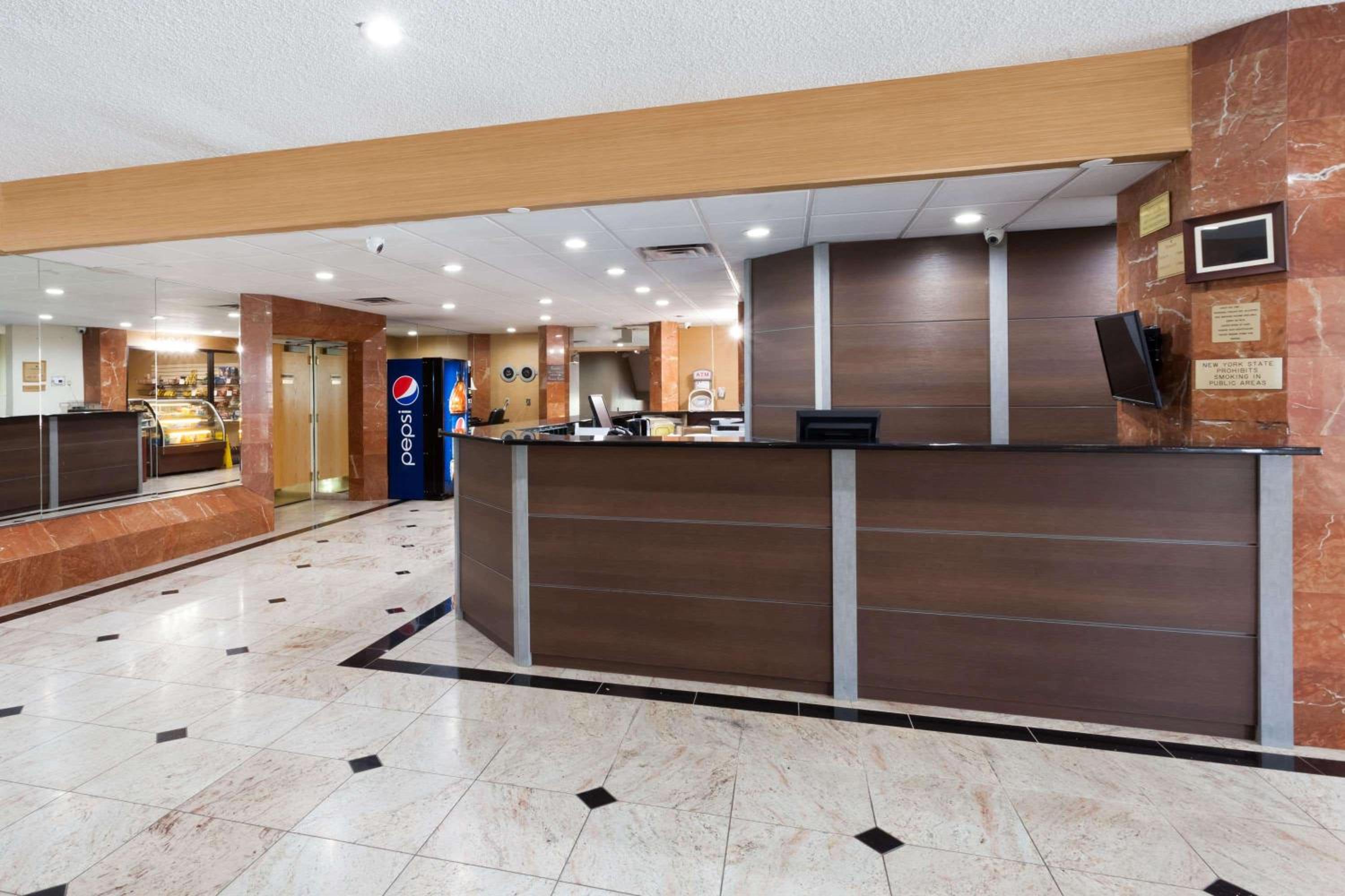 Newburgh Vacations - Ramada by Wyndham Newburgh/West Point - Property Image 32