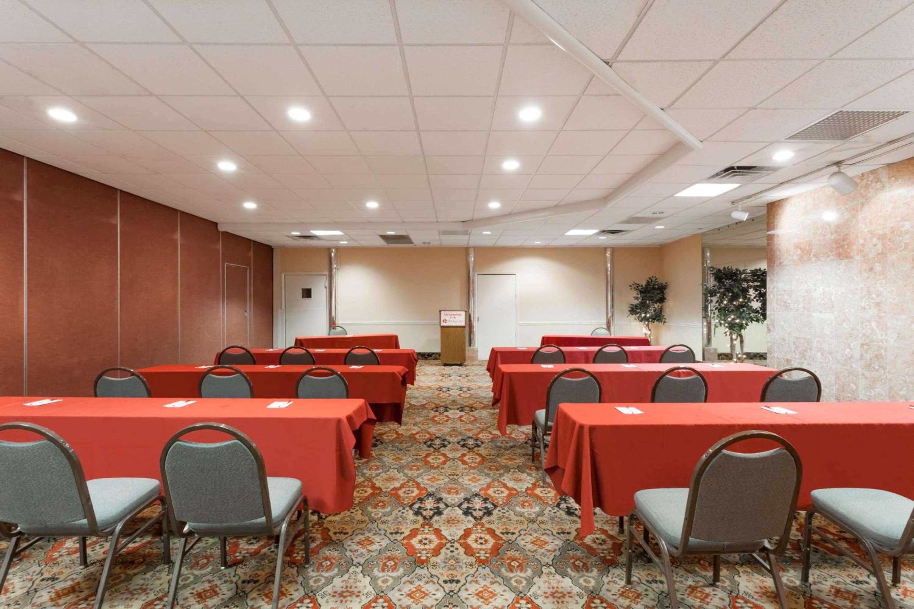 Newburgh Vacations - Ramada by Wyndham Newburgh/West Point - Property Image 50