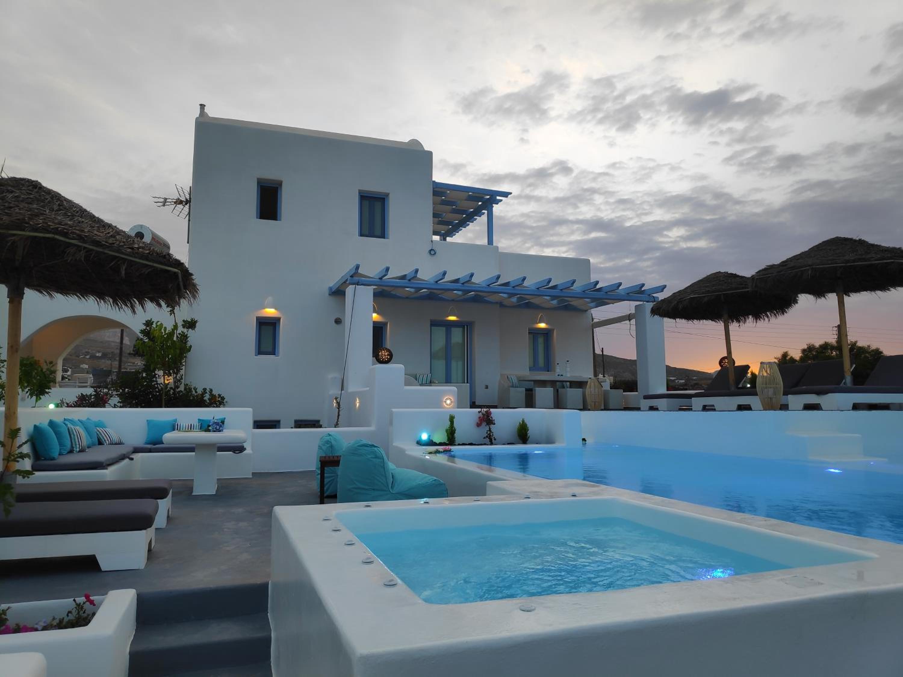 Santoxenia luxury villa