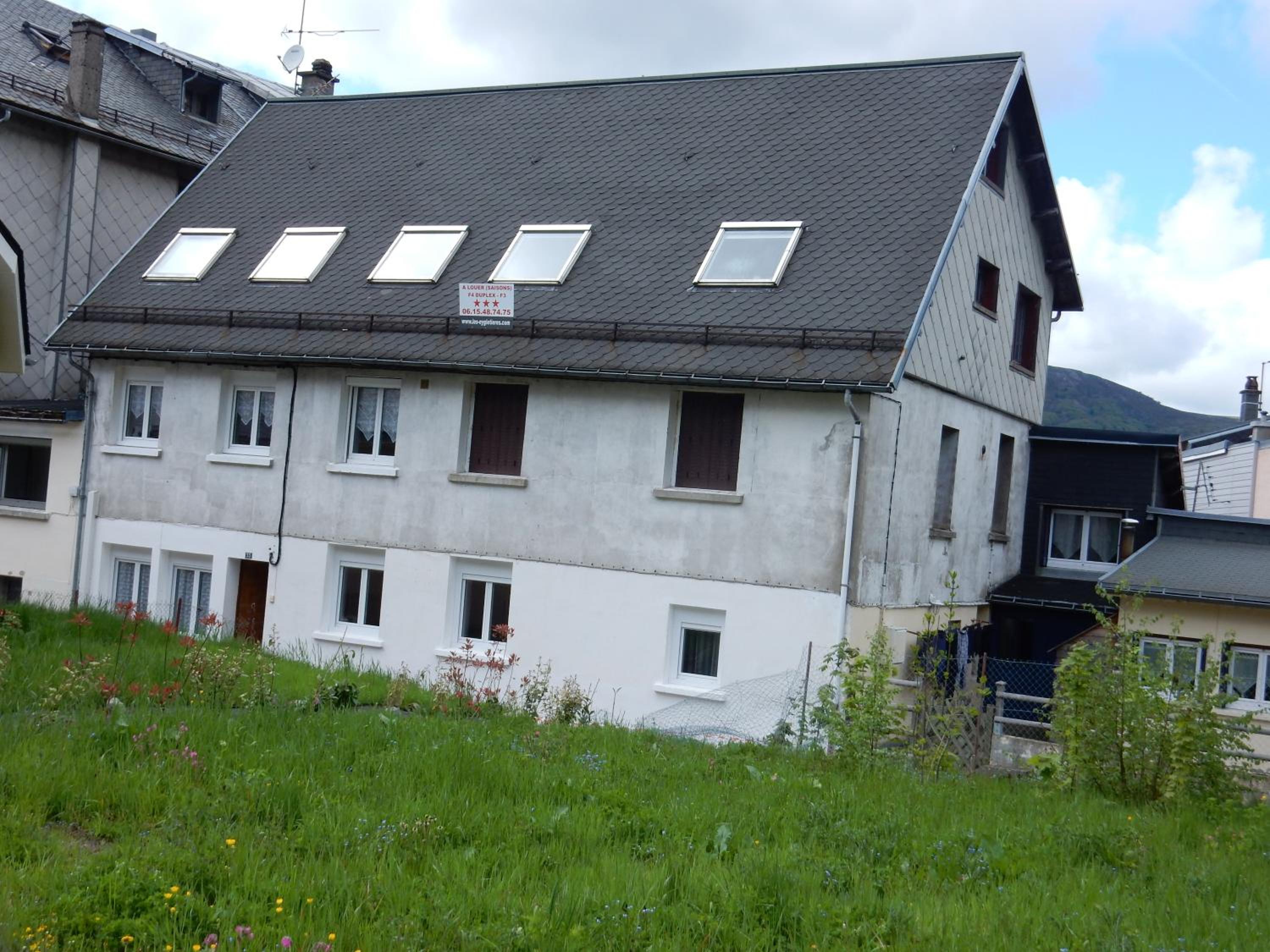 LES EGLETYERES view 2