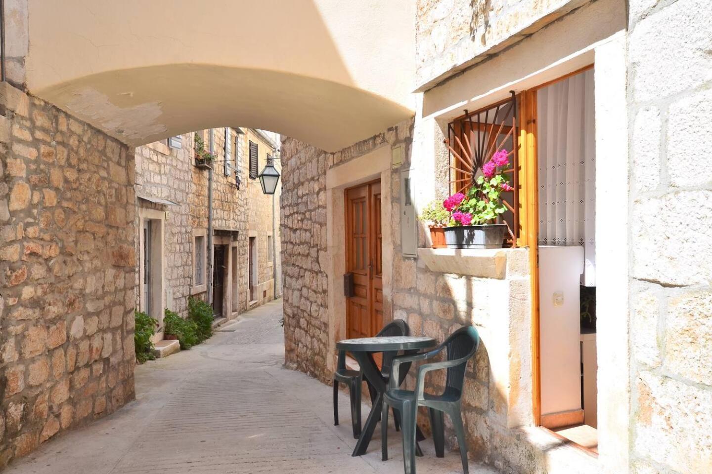 Apartments Ljubica